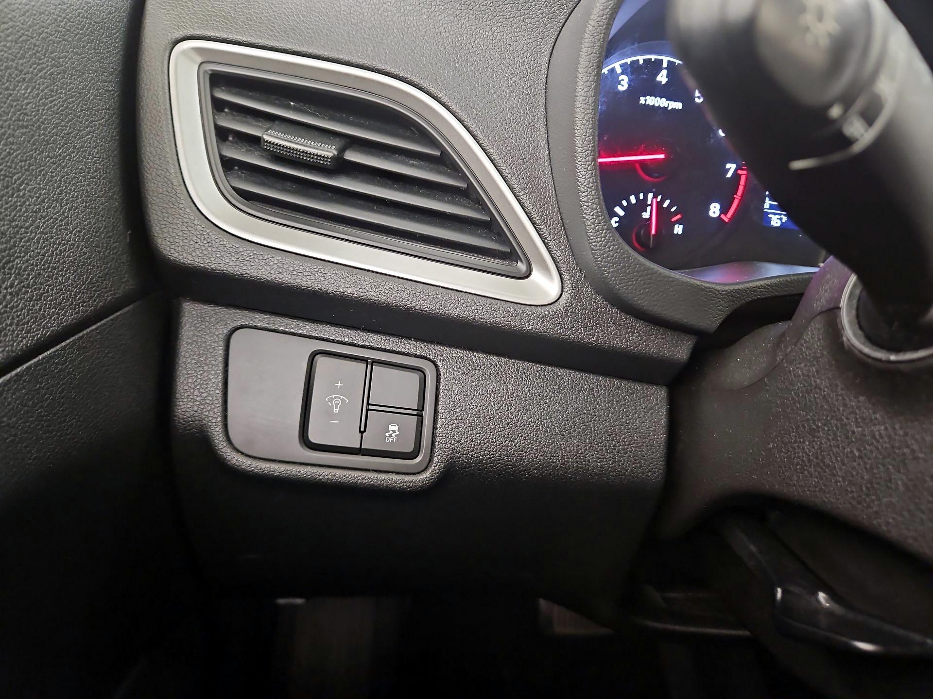 Thumbnail: 2019 Hyundai Accent - 13