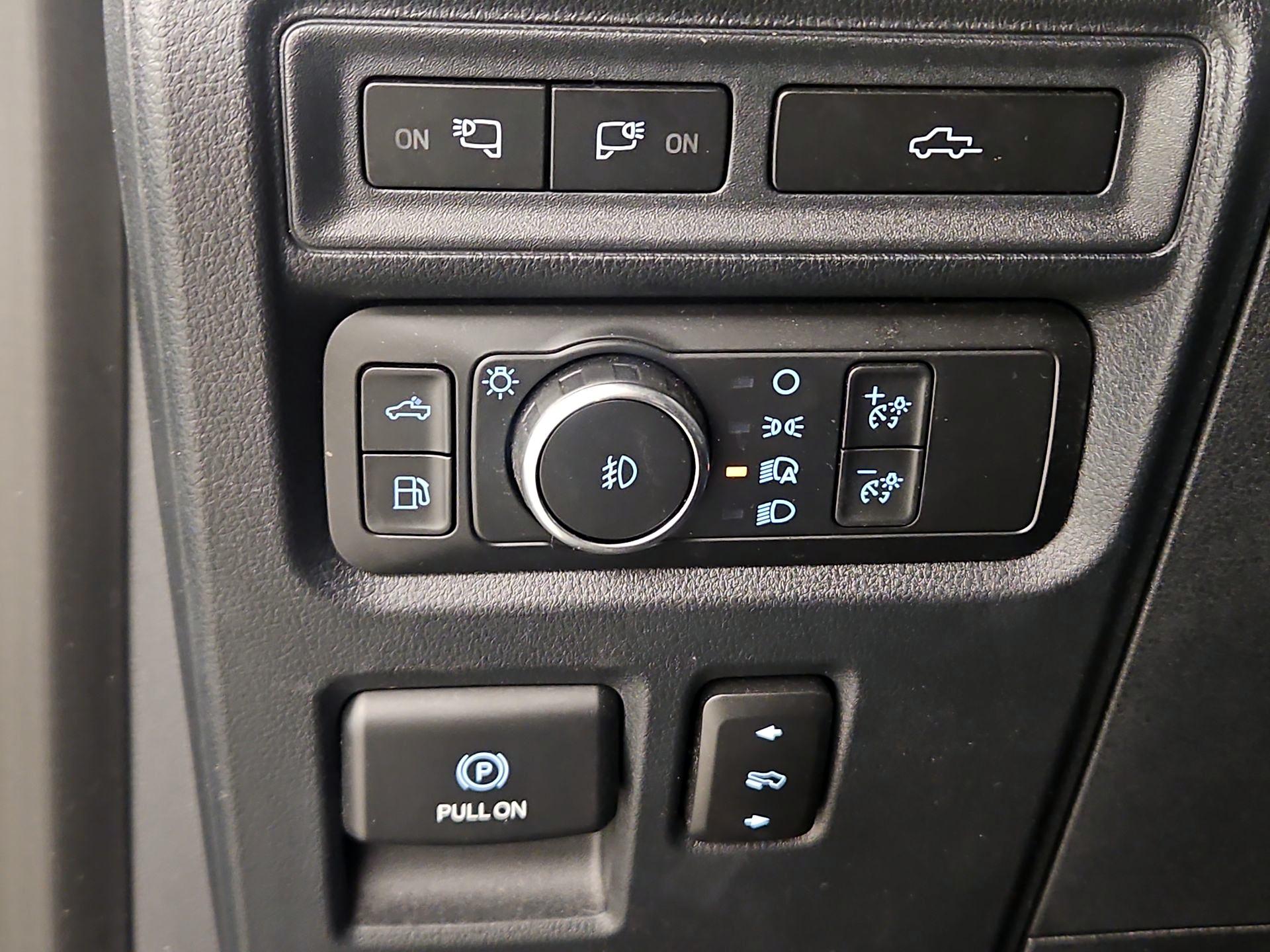 Thumbnail: 2022 Ford F-150 - 13