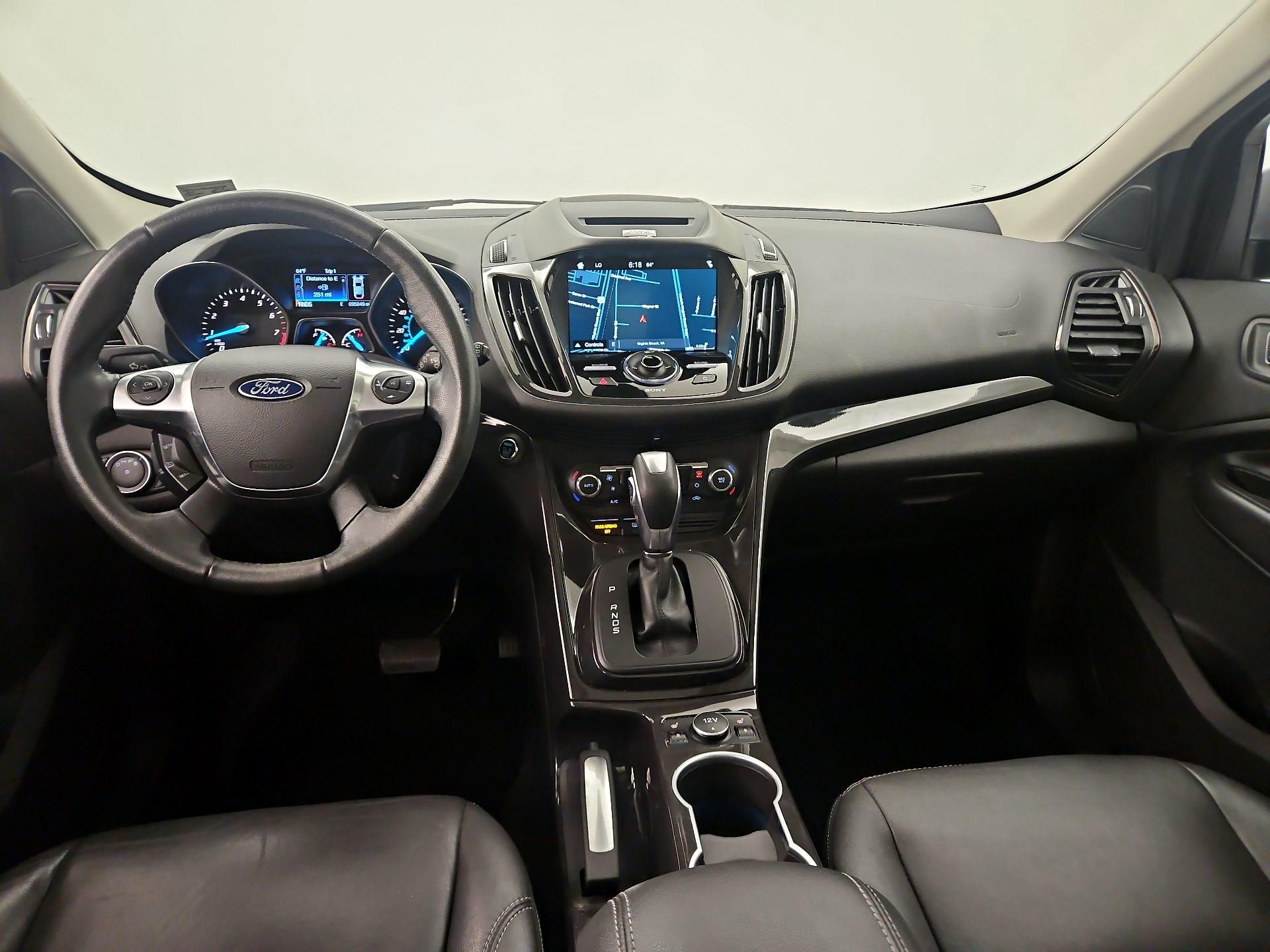 Thumbnail: 2016 Ford Escape - 9