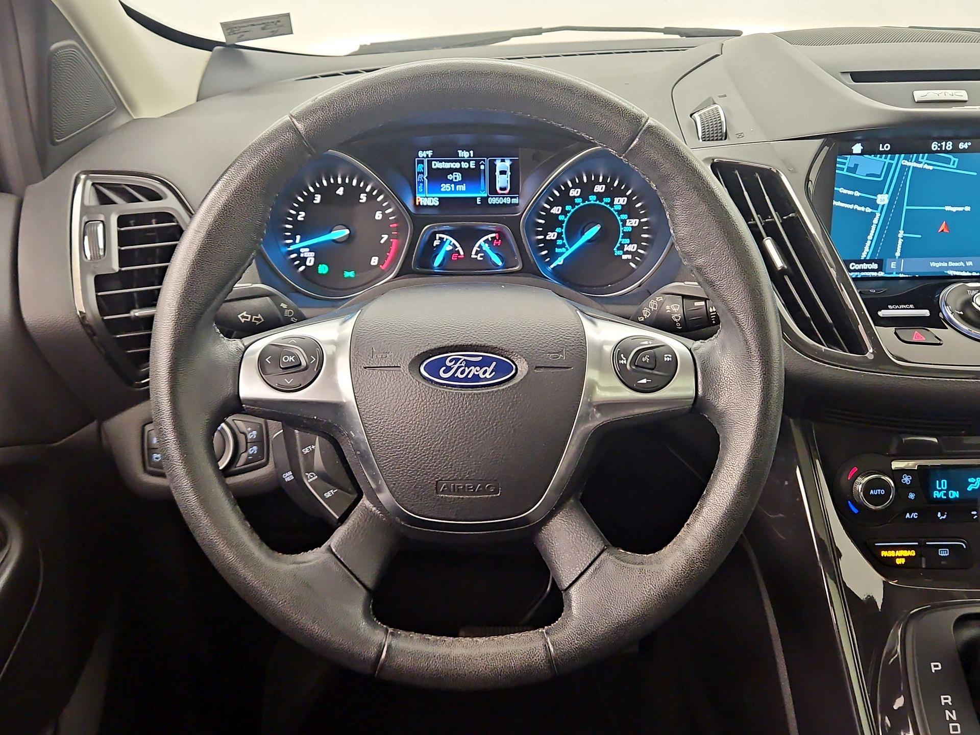 Thumbnail: 2016 Ford Escape - 10