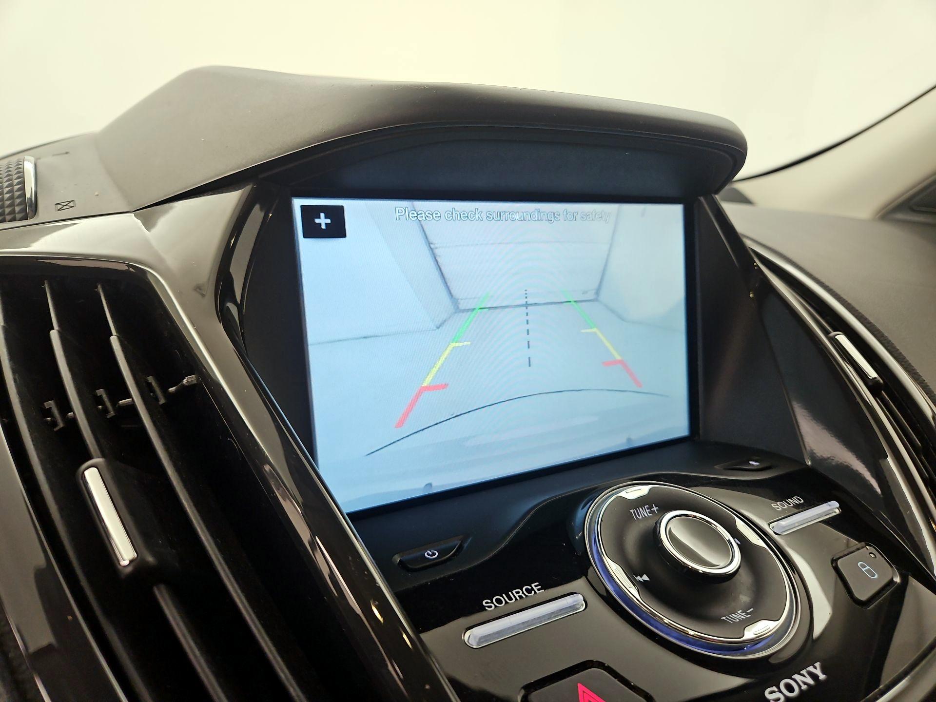 Thumbnail: 2016 Ford Escape - 15