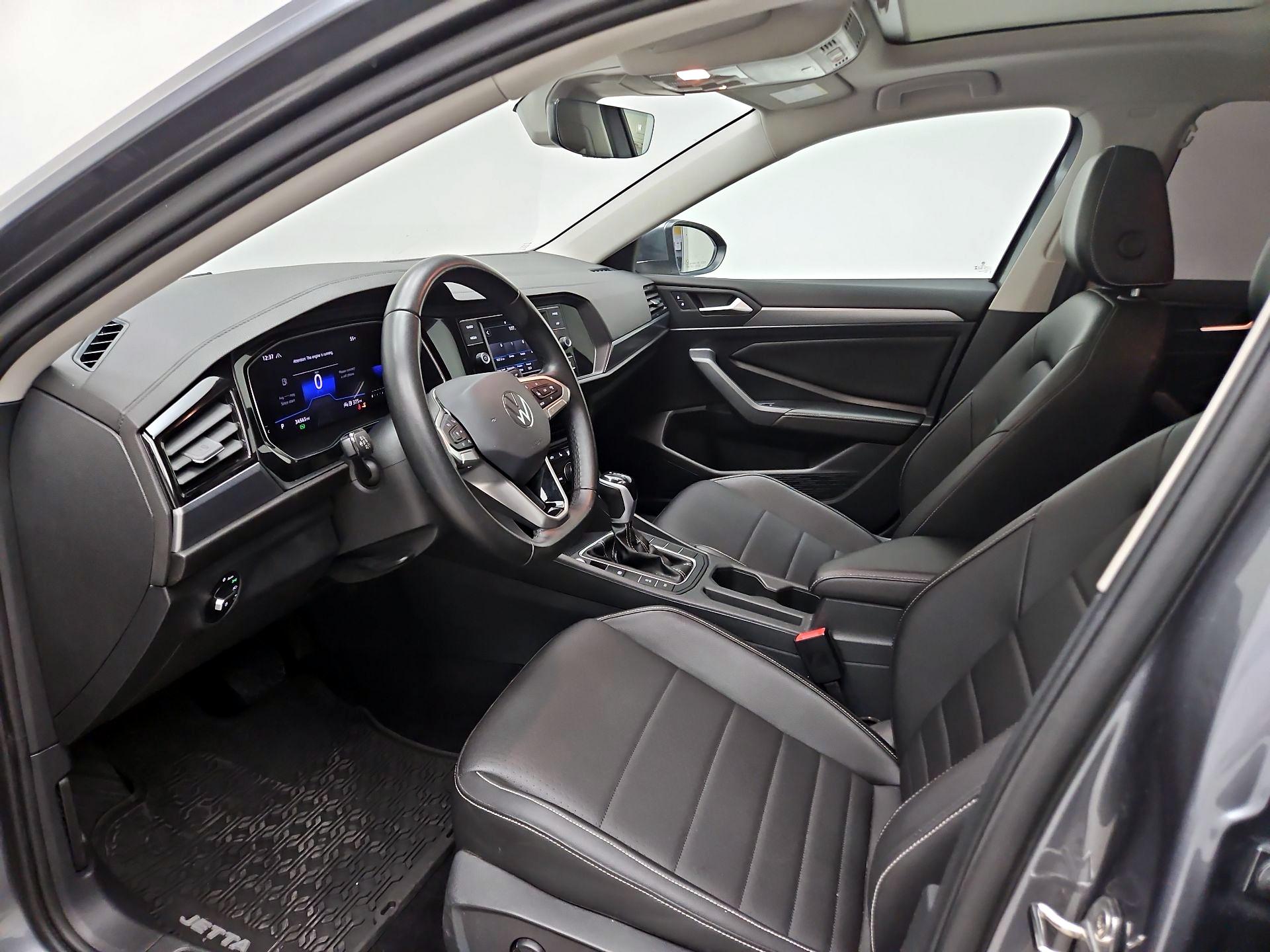 Thumbnail: 2023 Volkswagen Jetta - 9