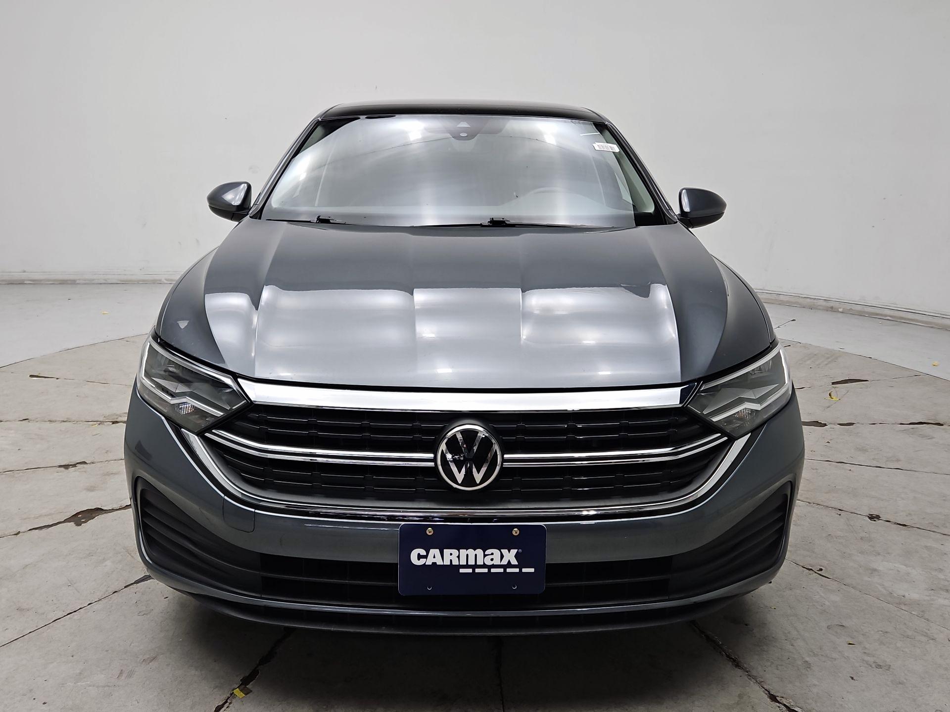 Thumbnail: 2023 Volkswagen Jetta - 2