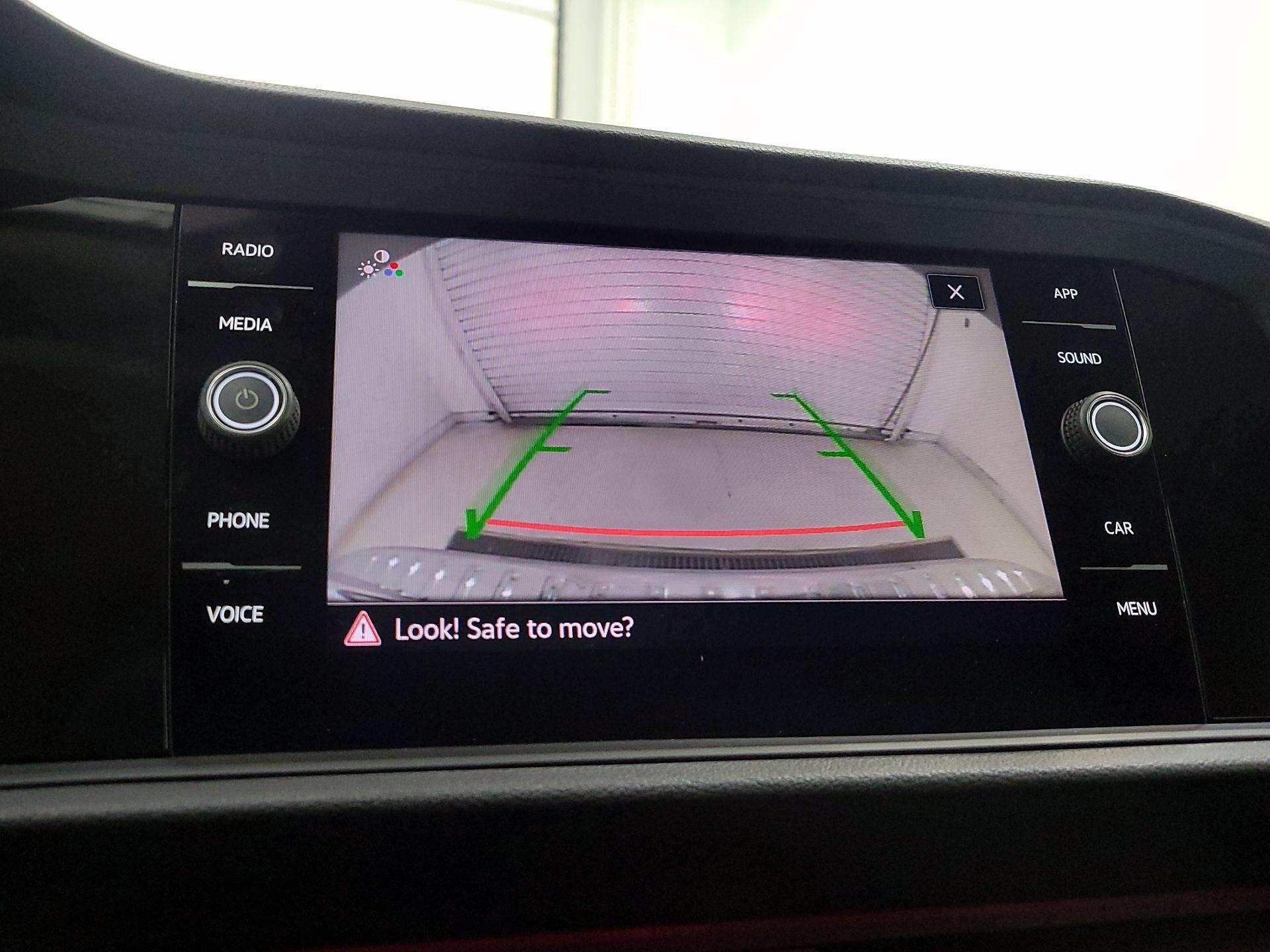 Thumbnail: 2021 Volkswagen Jetta - 14