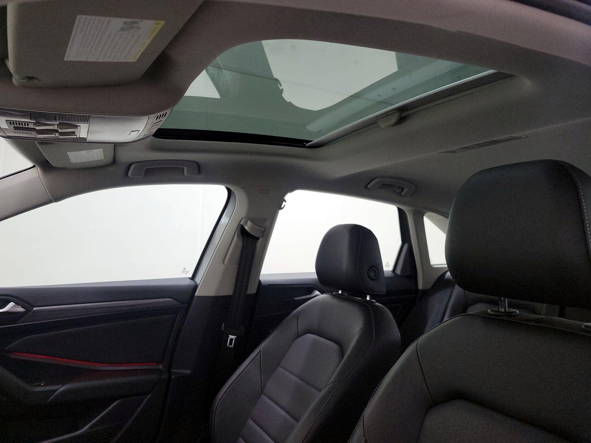 Thumbnail: 2021 Volkswagen Jetta - 19