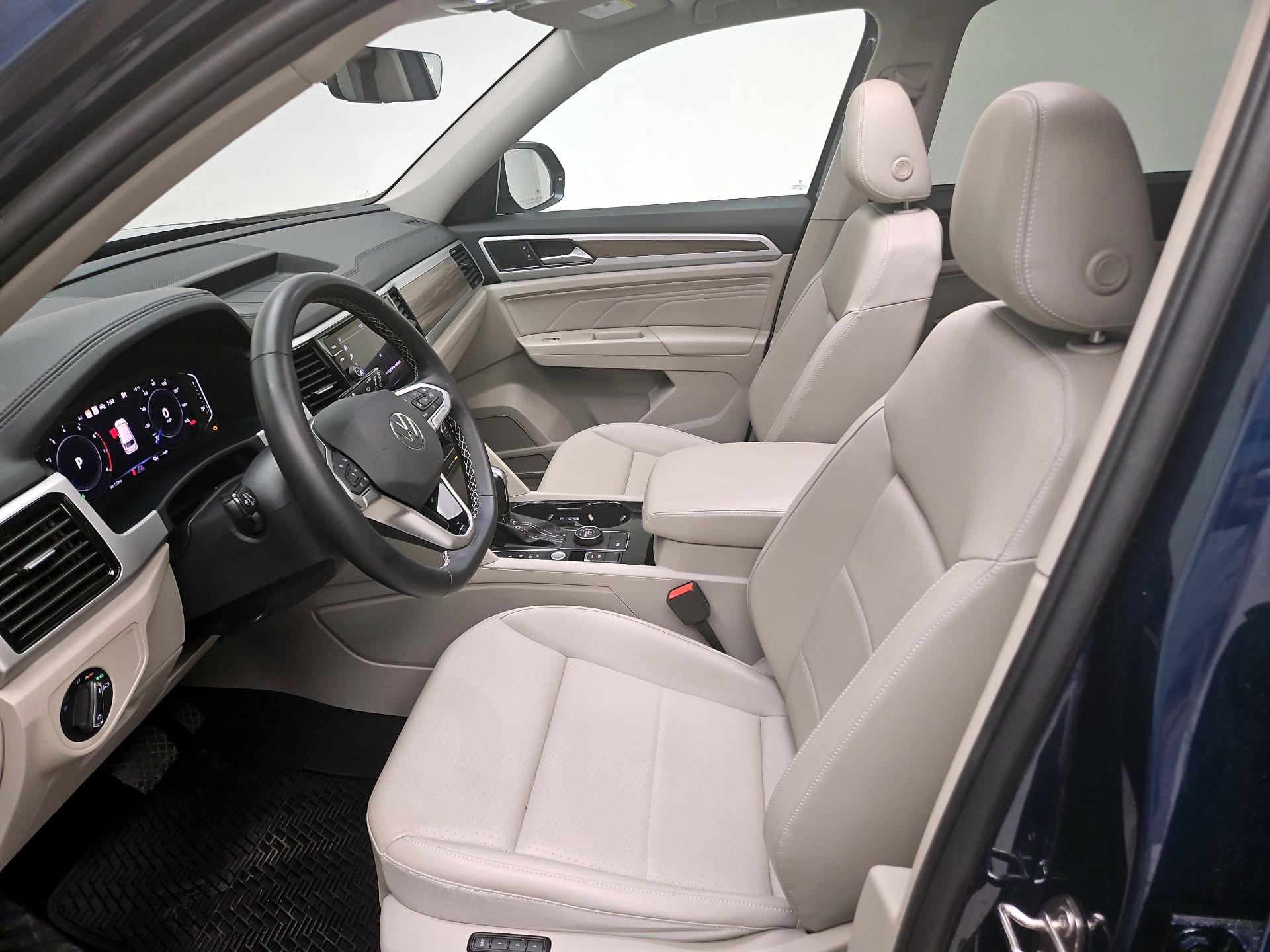 Thumbnail: 2022 Volkswagen Atlas - 9