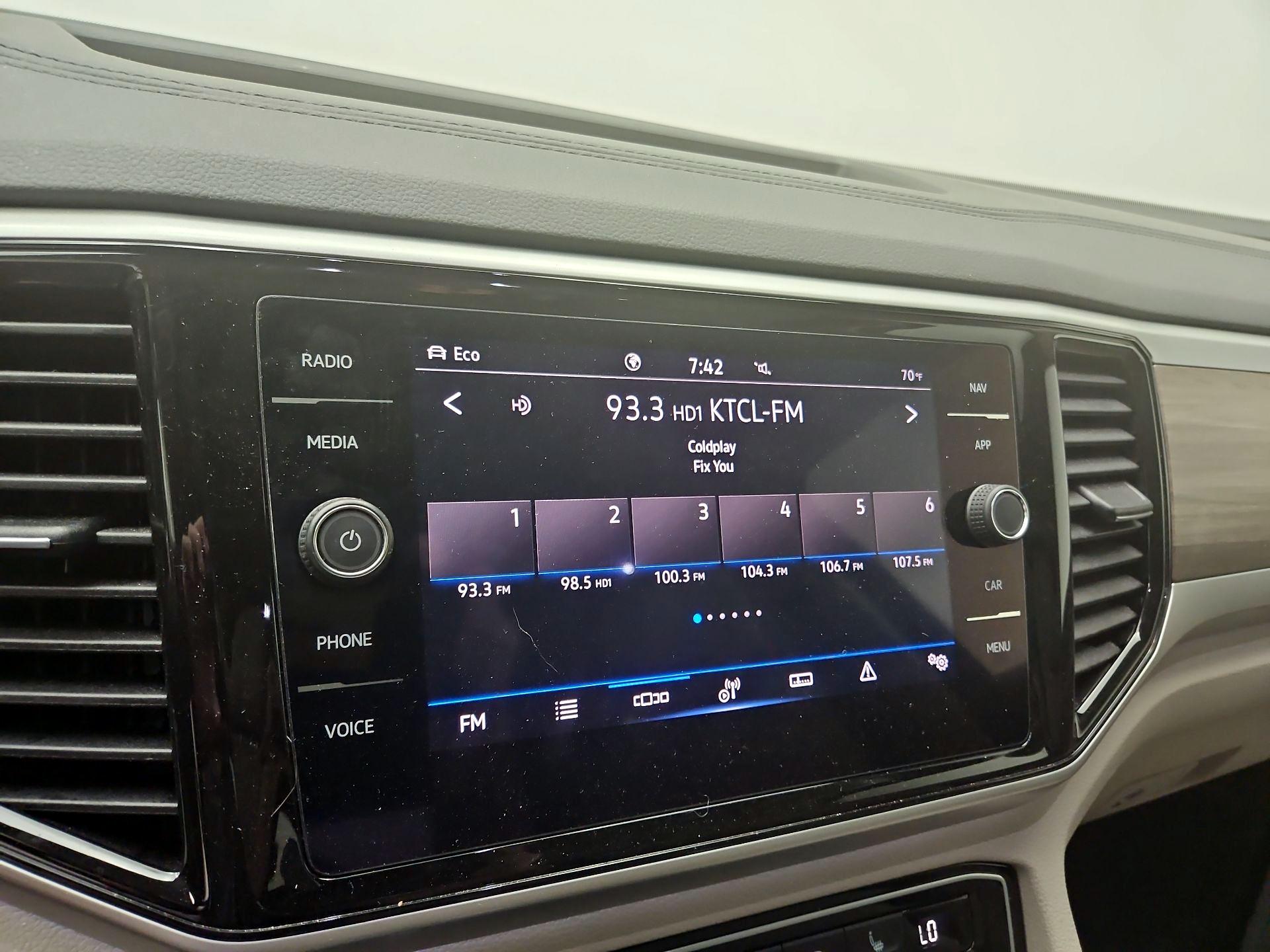 Thumbnail: 2022 Volkswagen Atlas - 14