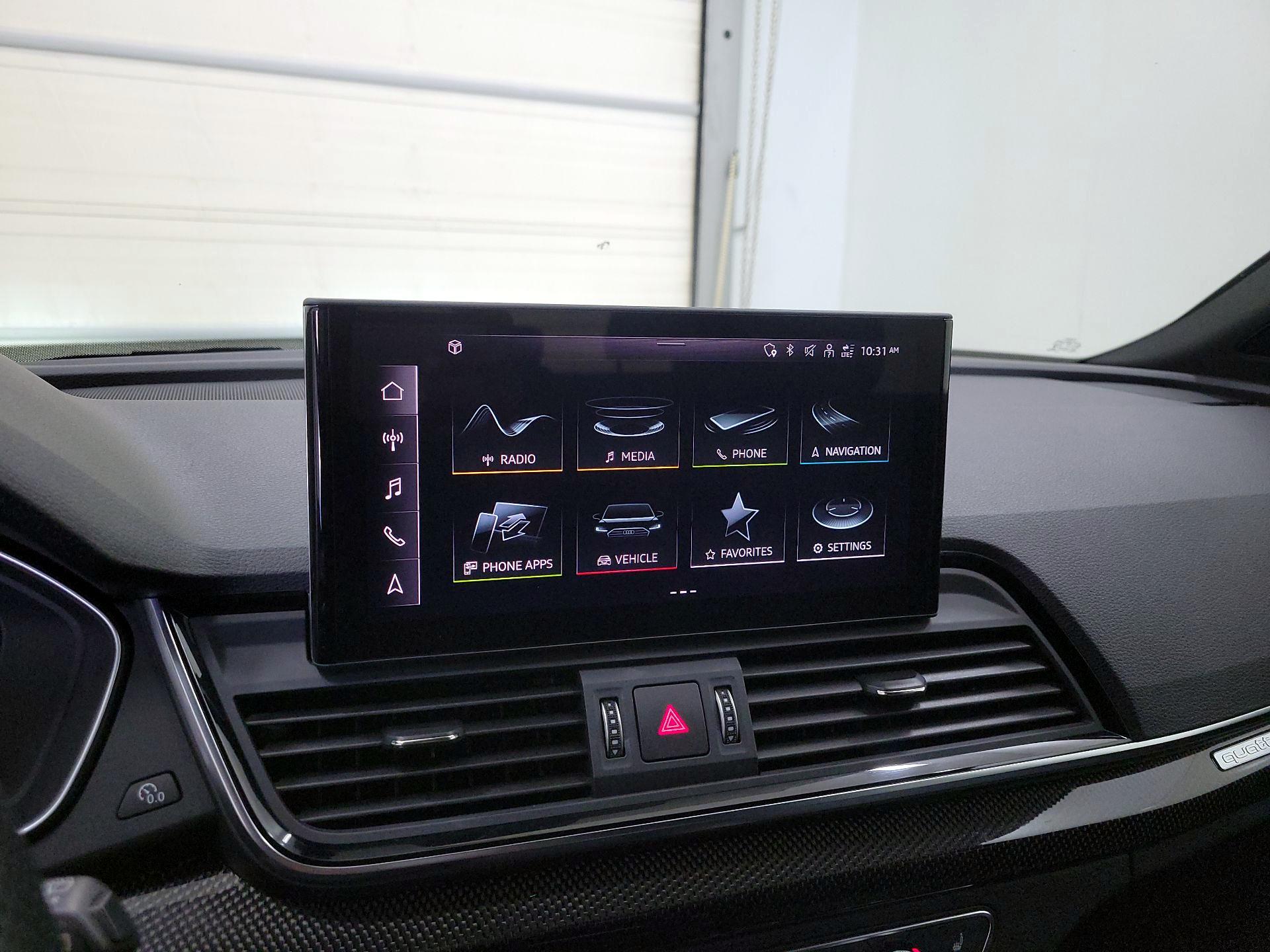 Thumbnail: 2022 Audi SQ5 - 16