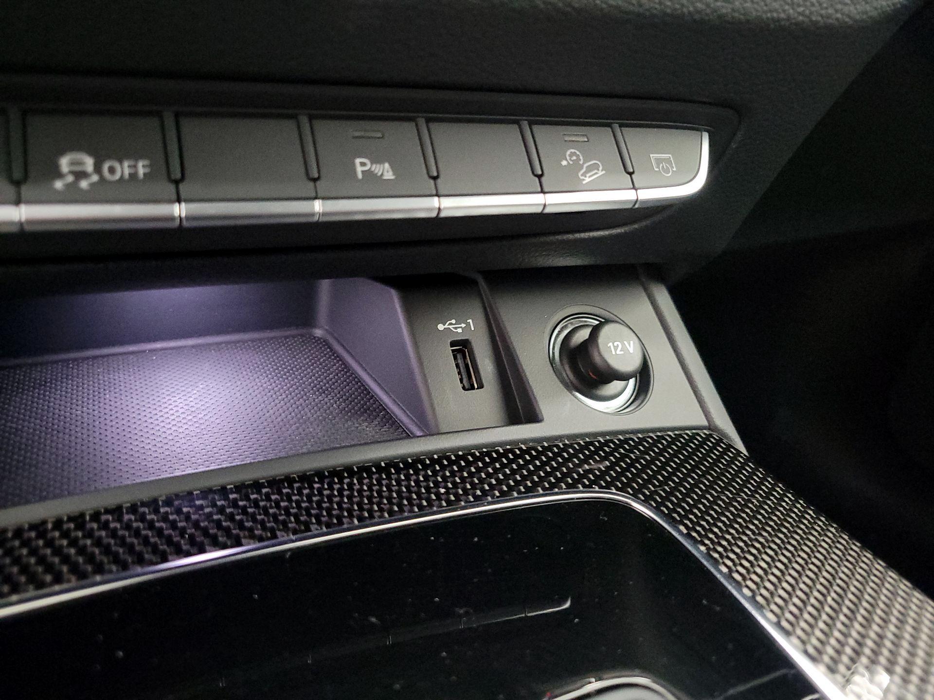 Thumbnail: 2022 Audi SQ5 - 19