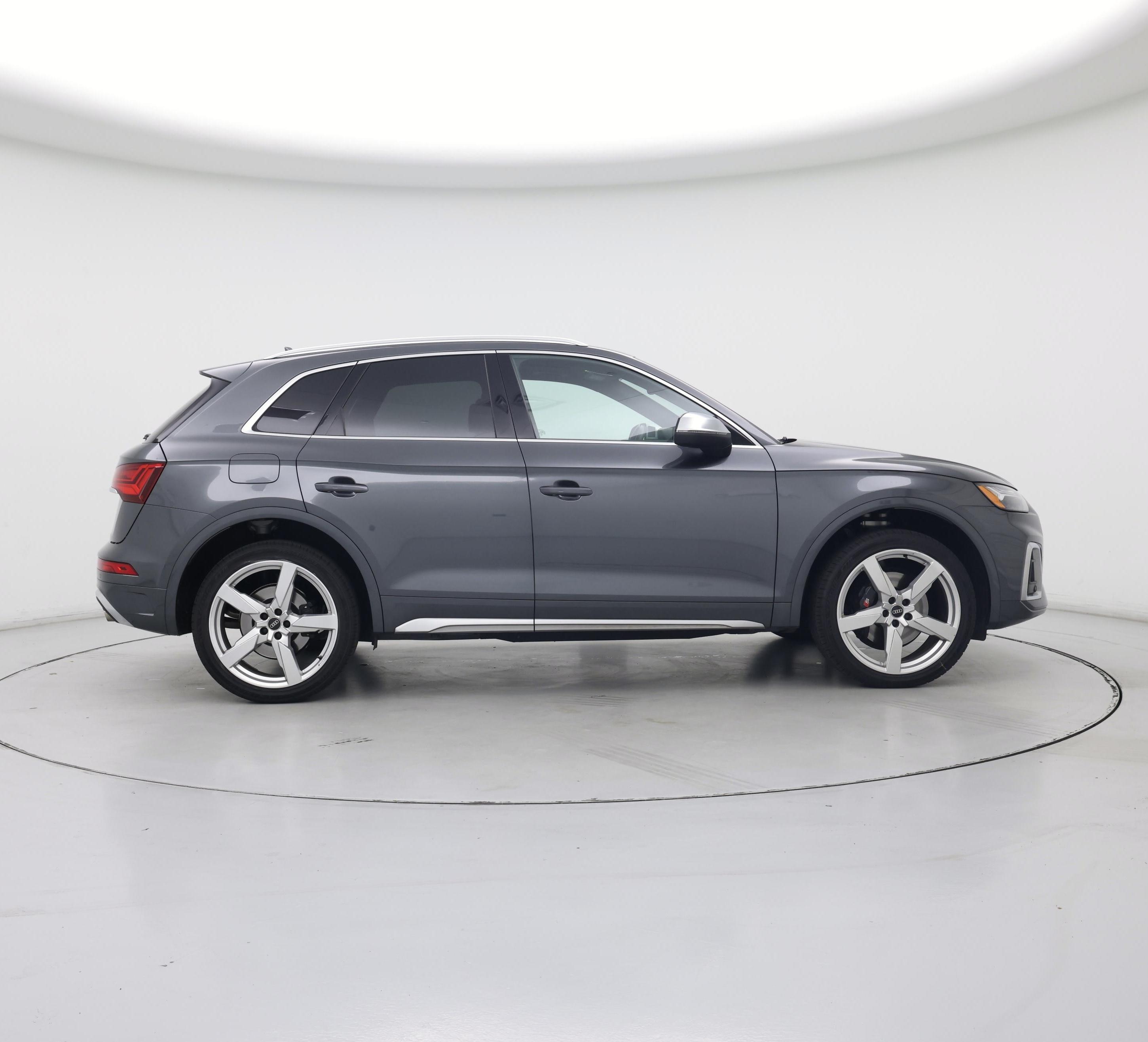 Thumbnail: 2022 Audi SQ5 - 7