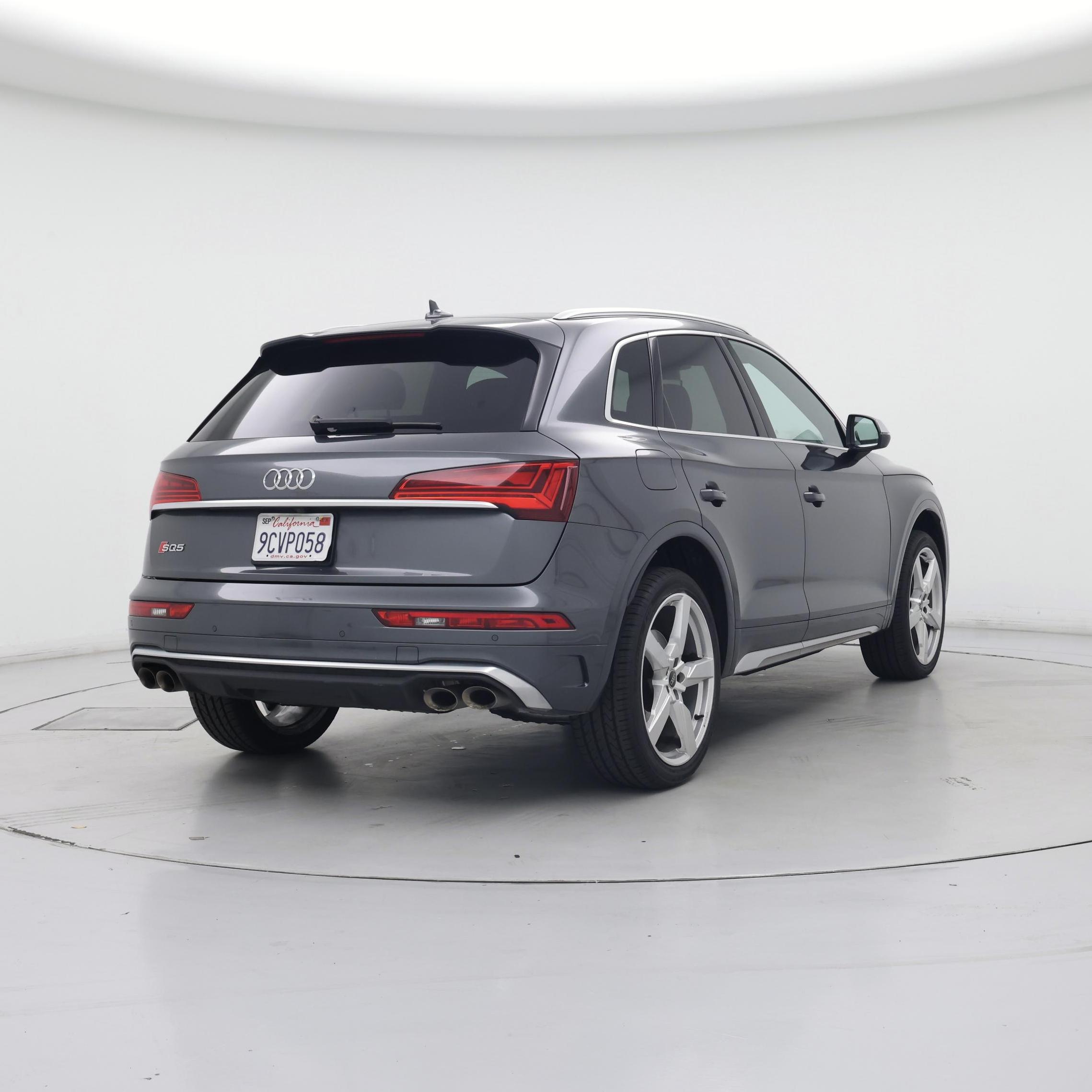Thumbnail: 2022 Audi SQ5 - 8