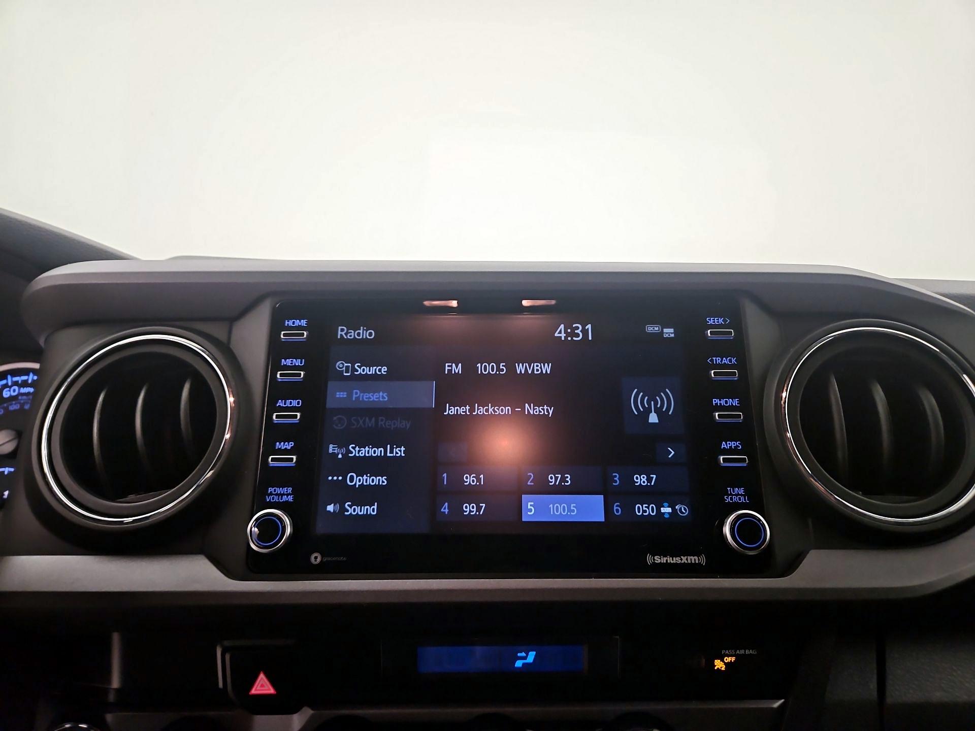 Thumbnail: 2023 Toyota Tacoma - 16