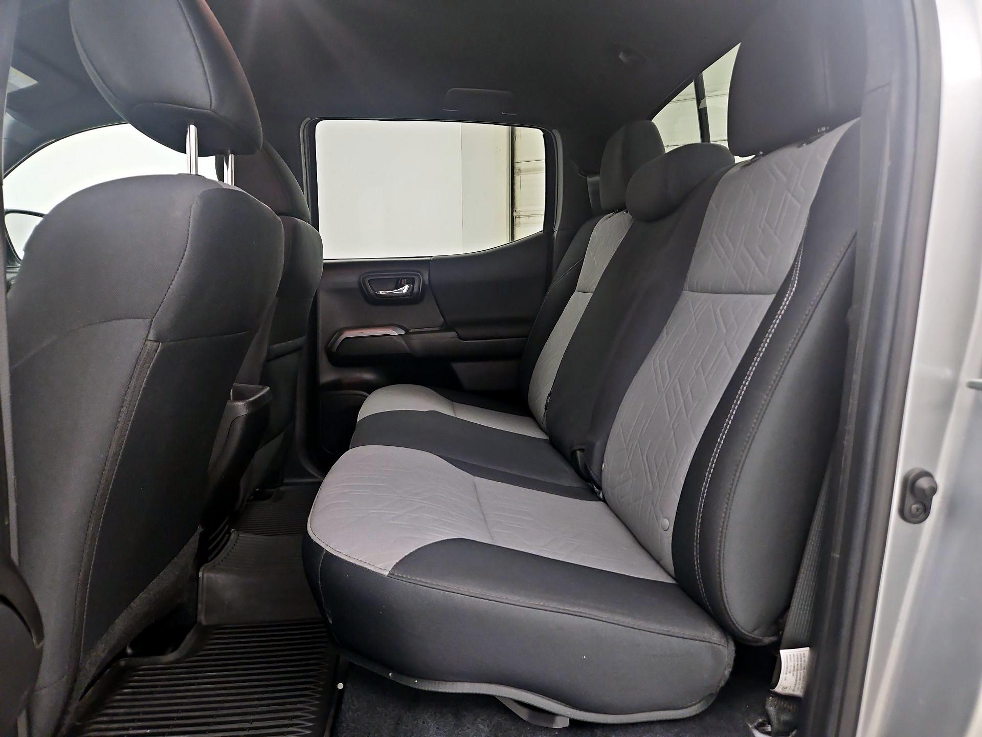 Thumbnail: 2023 Toyota Tacoma - 20