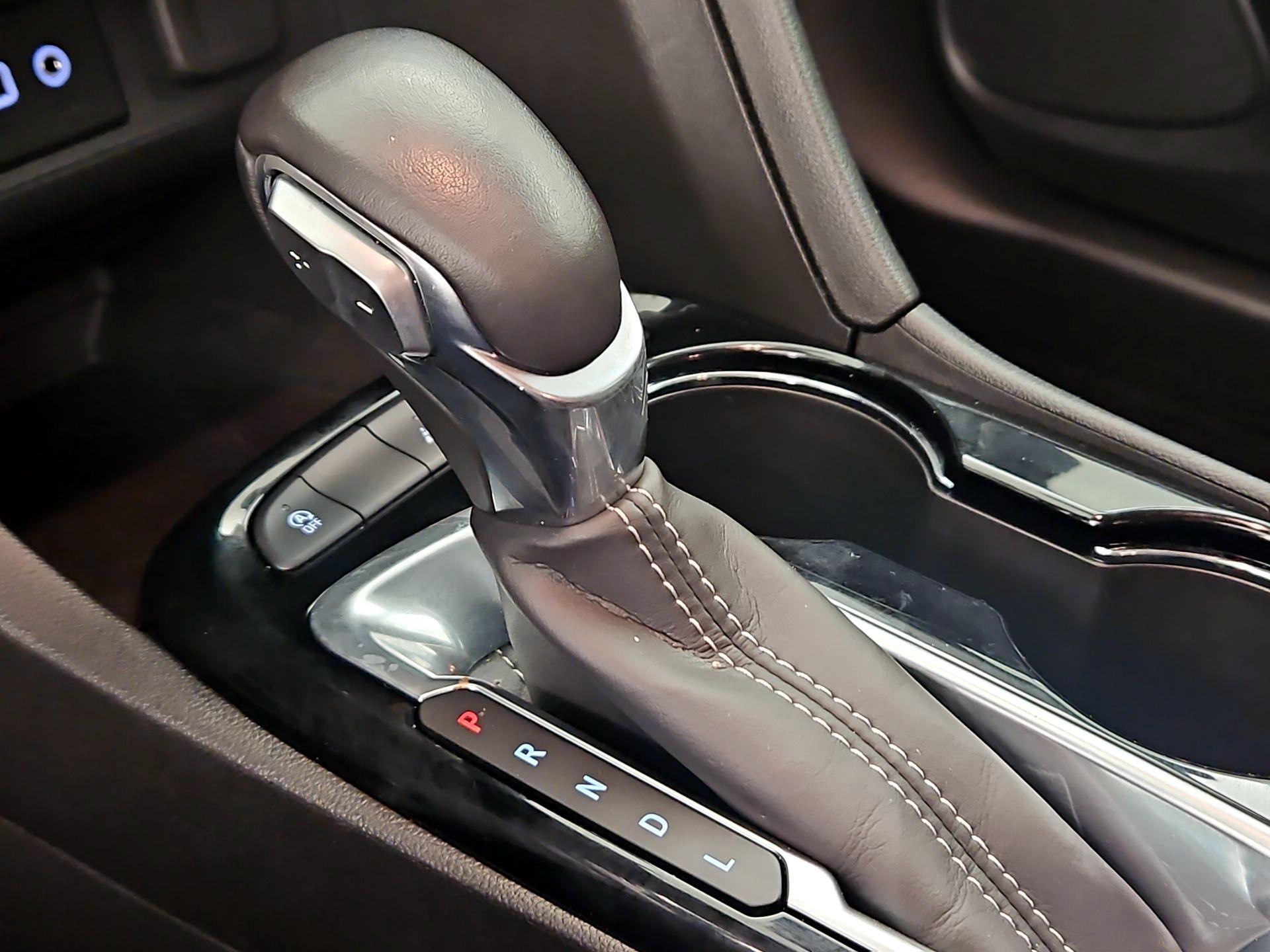 Thumbnail: 2021 Buick Encore GX - 17