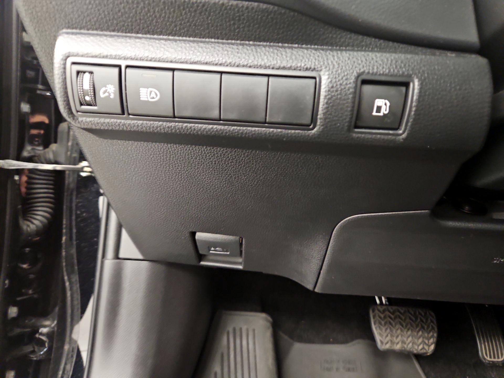 Thumbnail: 2024 Toyota Corolla - 13