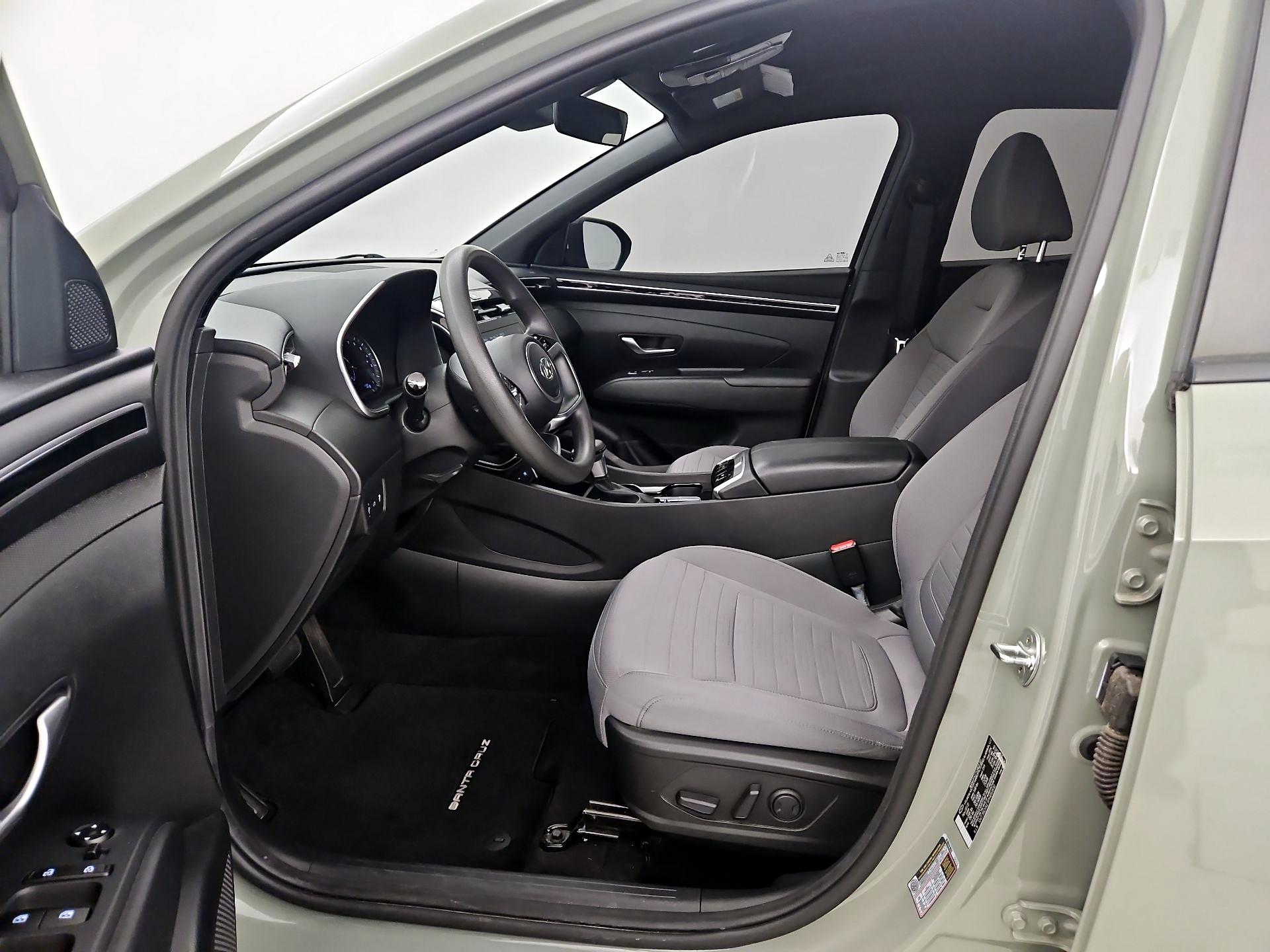 Thumbnail: 2023 Hyundai Santa Cruz - 11