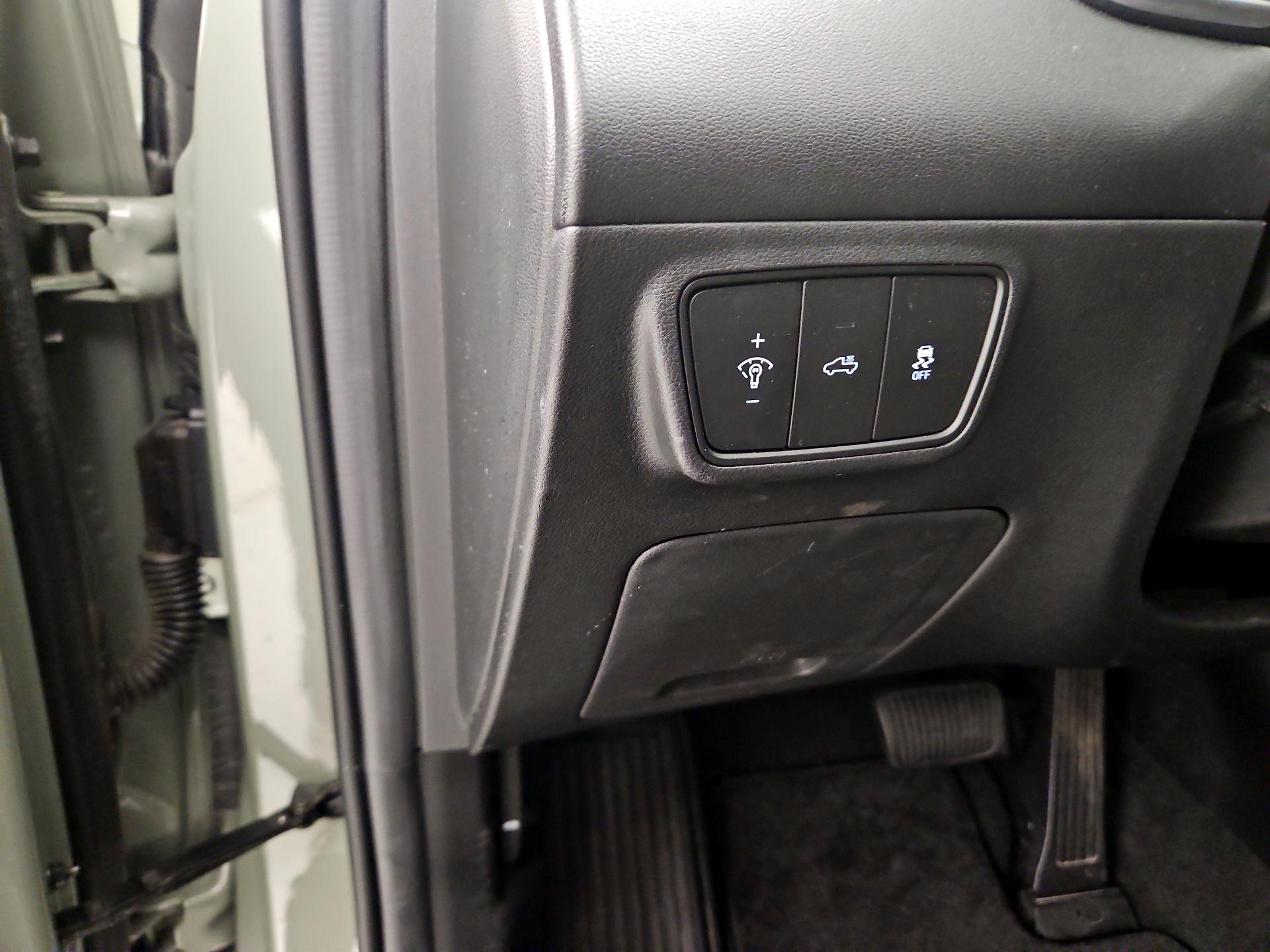 Thumbnail: 2023 Hyundai Santa Cruz - 13