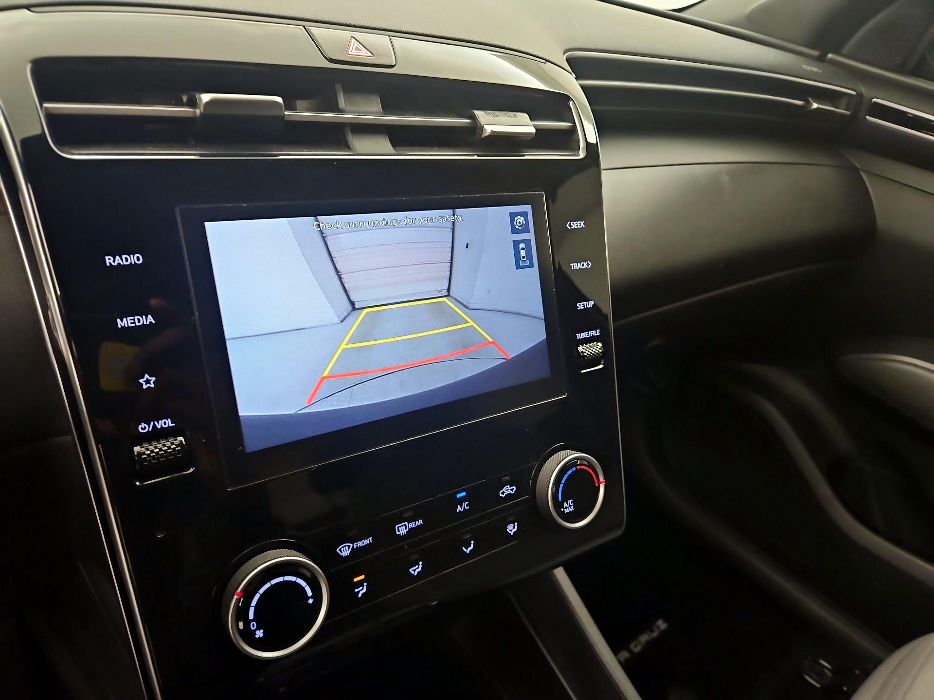 Thumbnail: 2023 Hyundai Santa Cruz - 14