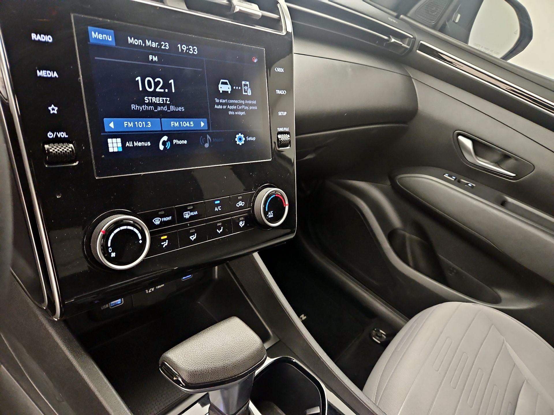 Thumbnail: 2023 Hyundai Santa Cruz - 16