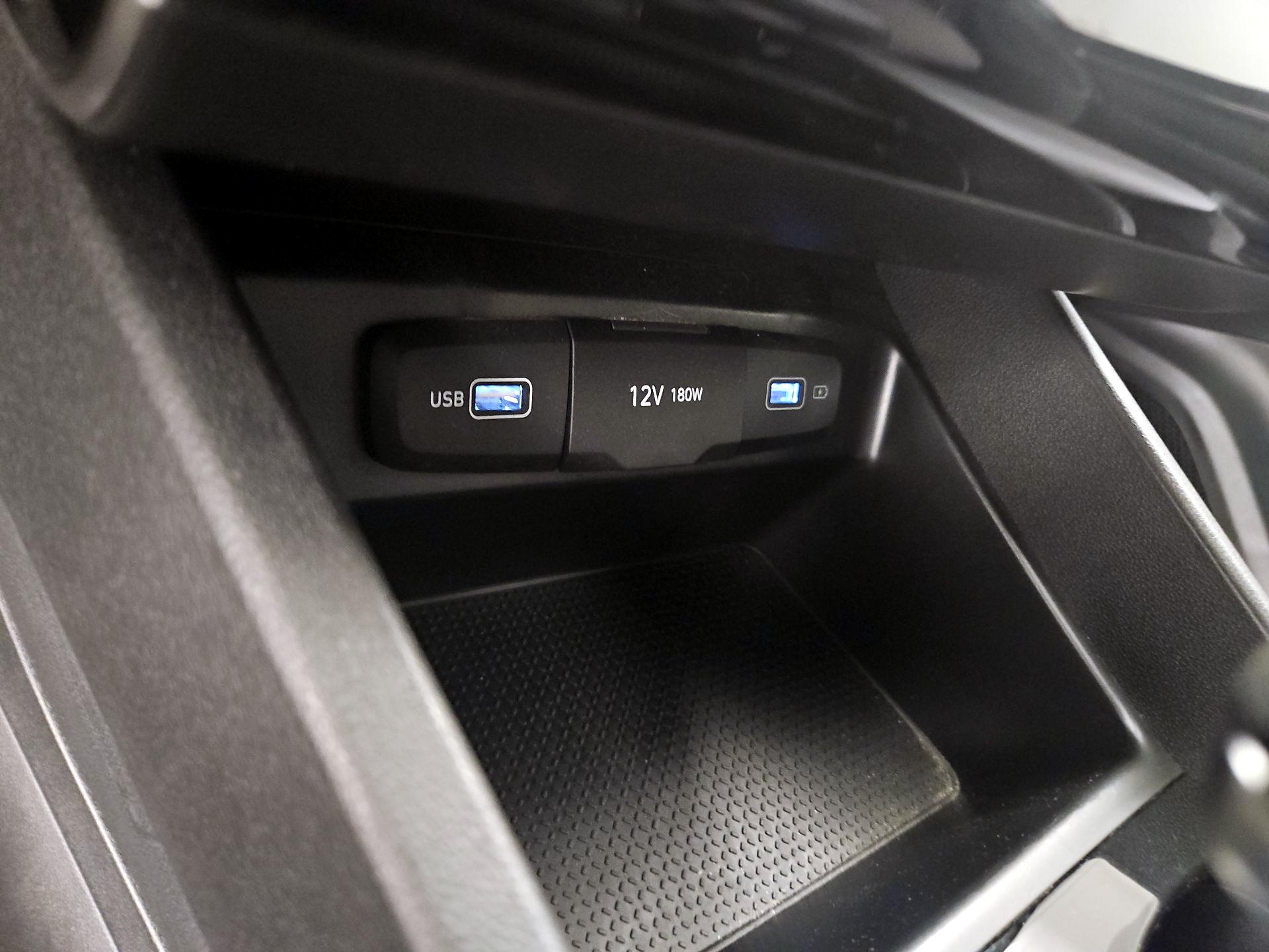 Thumbnail: 2023 Hyundai Santa Cruz - 18