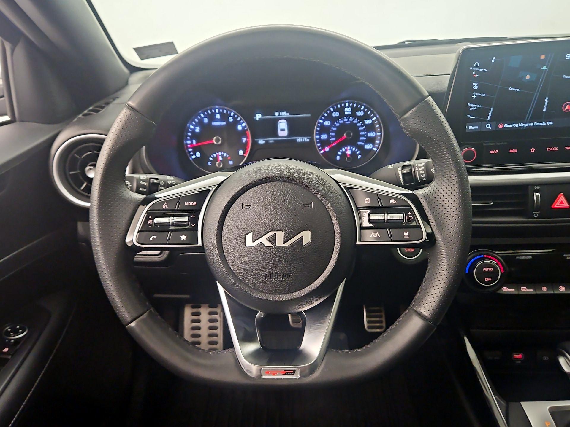 Thumbnail: 2024 Kia Forte - 10