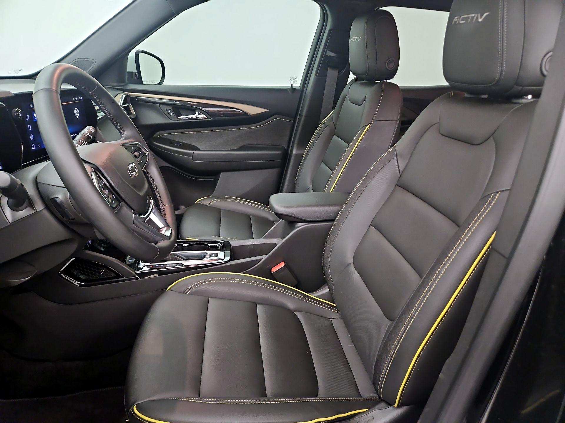 Thumbnail: 2025 Chevrolet TrailBlazer - 11