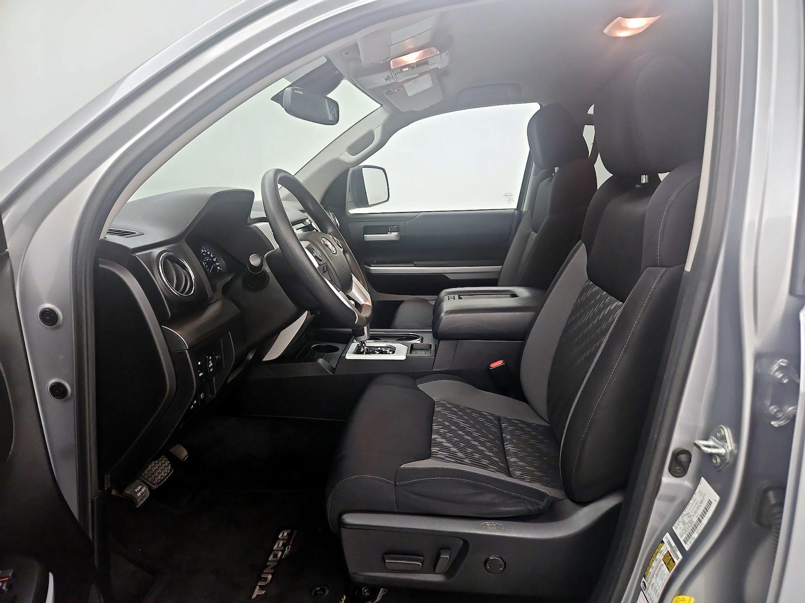 2021 Toyota Tundra SR5 - Photo 12