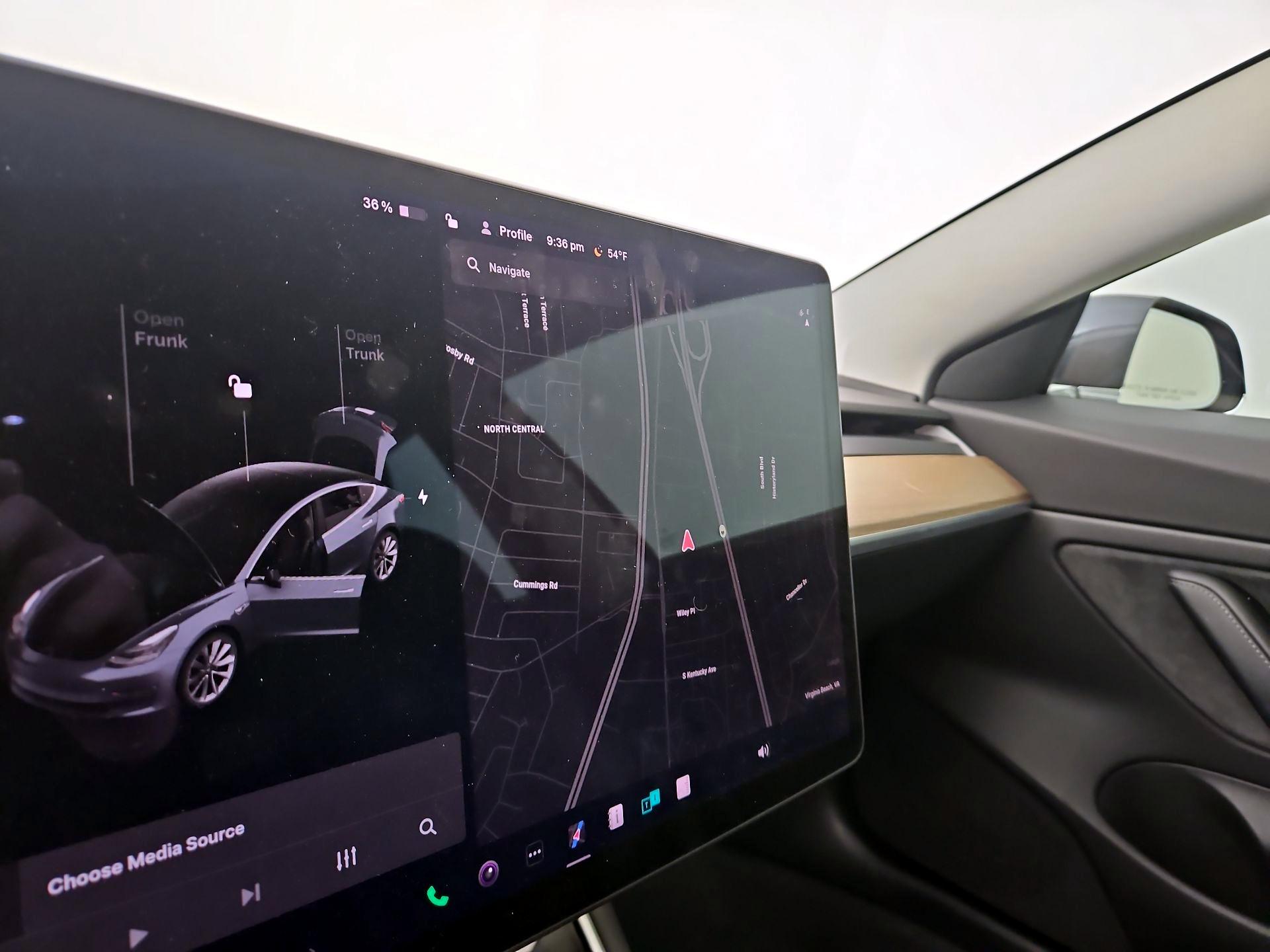 Thumbnail: 2020 Tesla Model 3 - 13