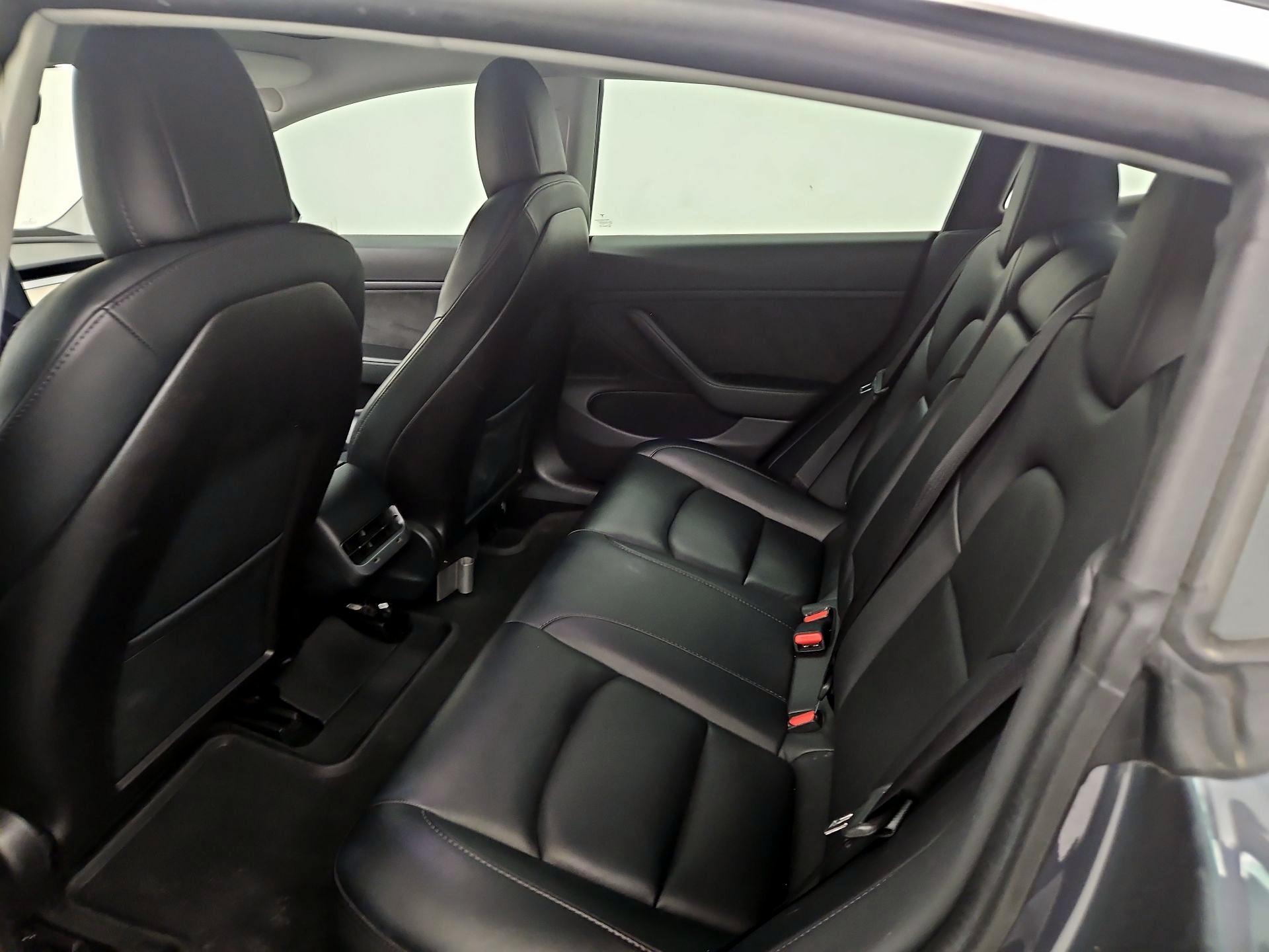 Thumbnail: 2020 Tesla Model 3 - 17