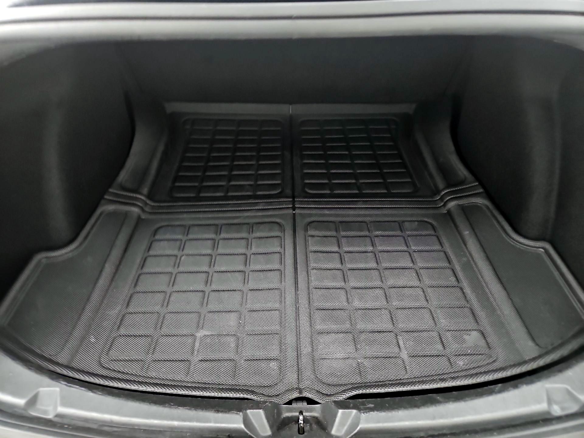 Thumbnail: 2020 Tesla Model 3 - 18