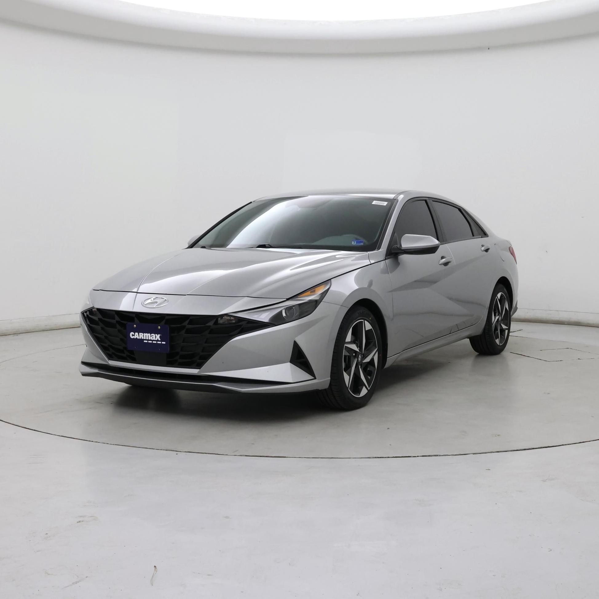 Thumbnail: 2023 Hyundai Elantra - 4