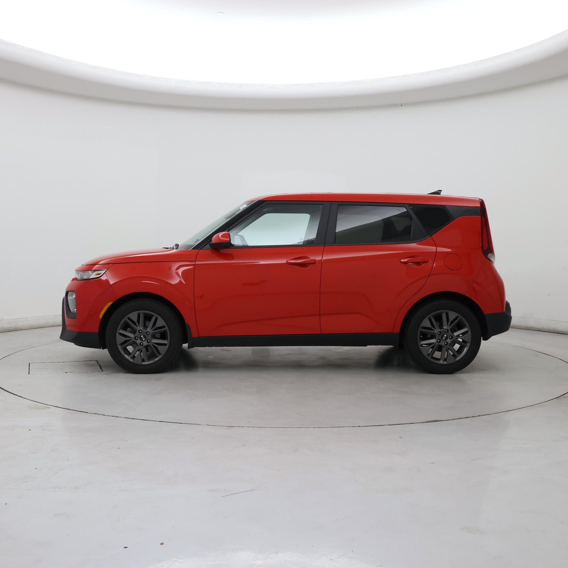 Thumbnail: 2021 Kia Soul - 3