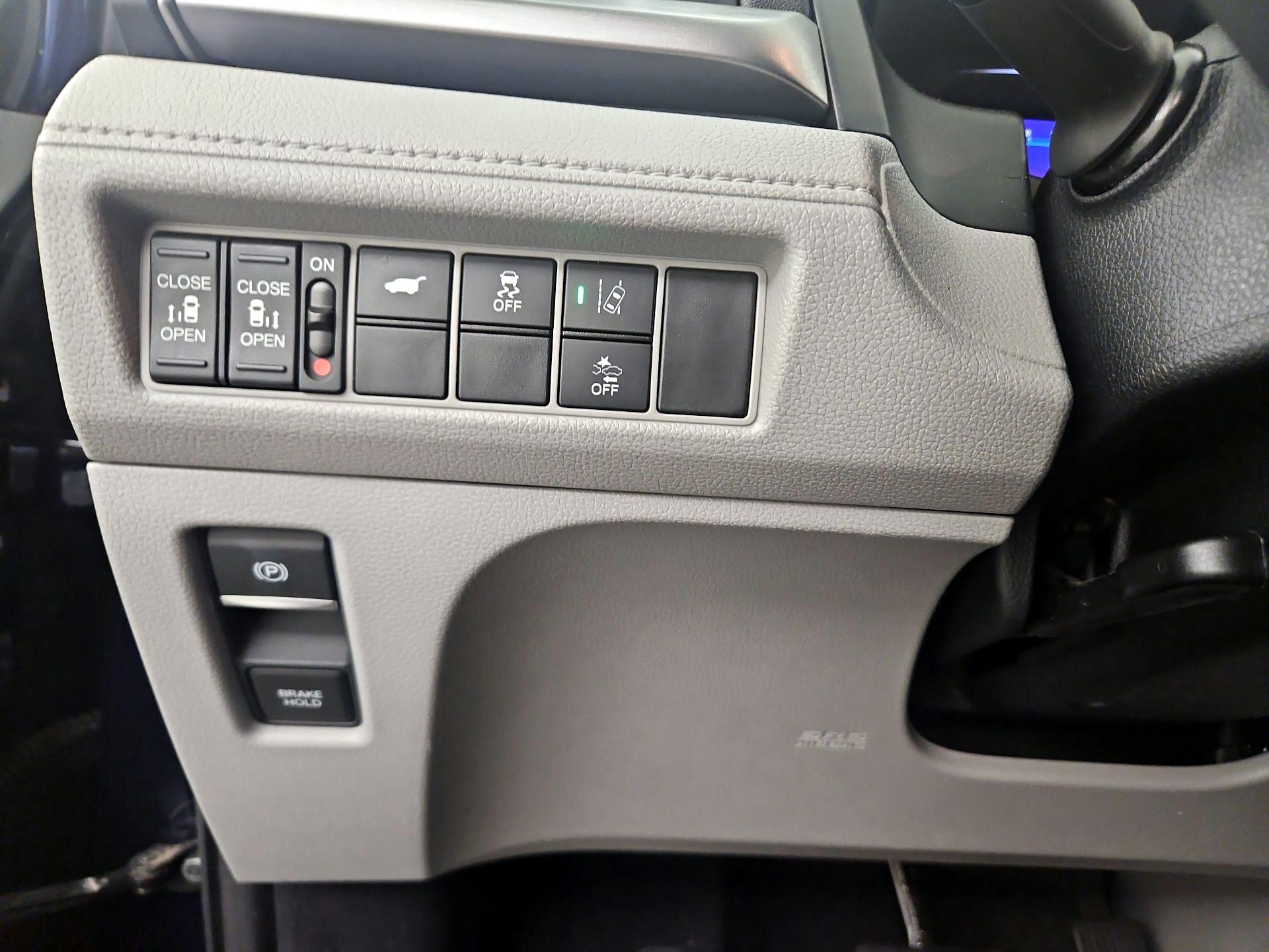 Thumbnail: 2020 Honda Odyssey - 13