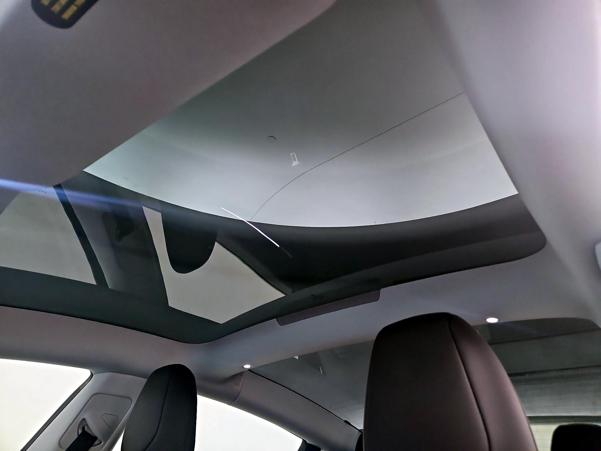 Thumbnail: 2025 Tesla Model 3 - 18