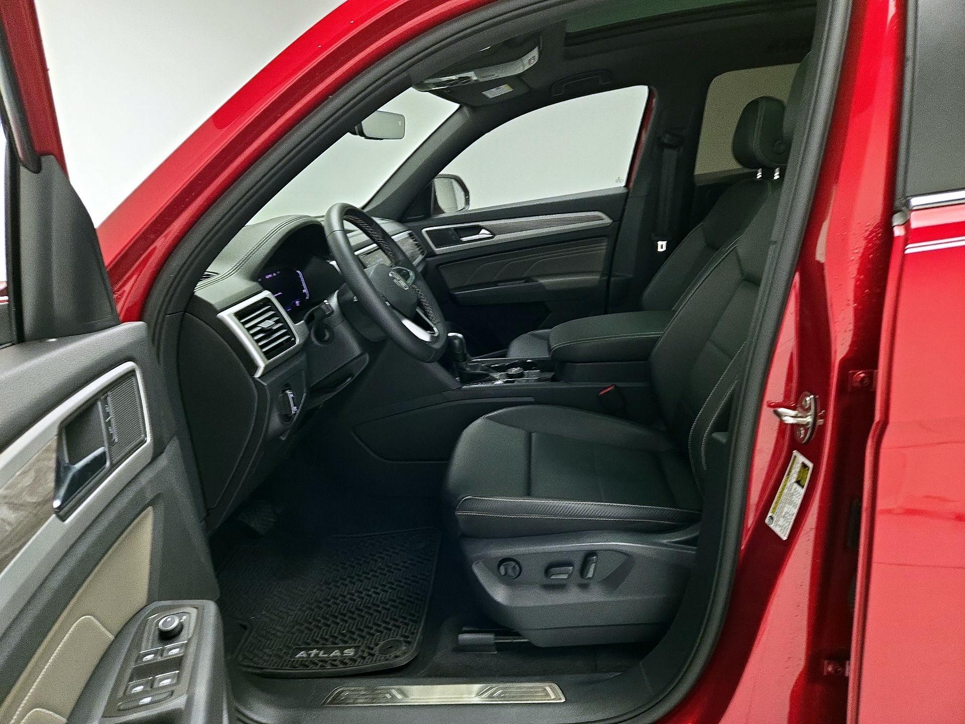 Thumbnail: 2023 Volkswagen Atlas - 11