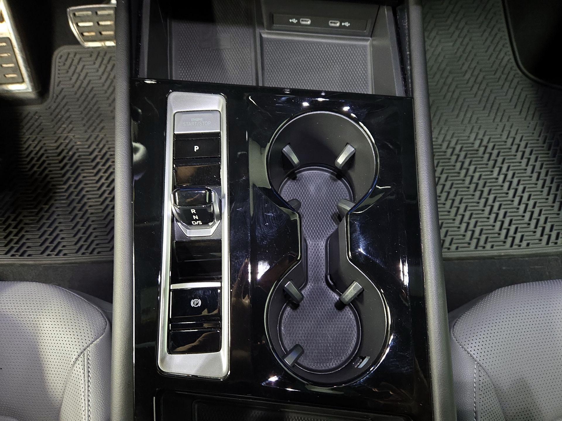 Thumbnail: 2024 Volkswagen Atlas - 18