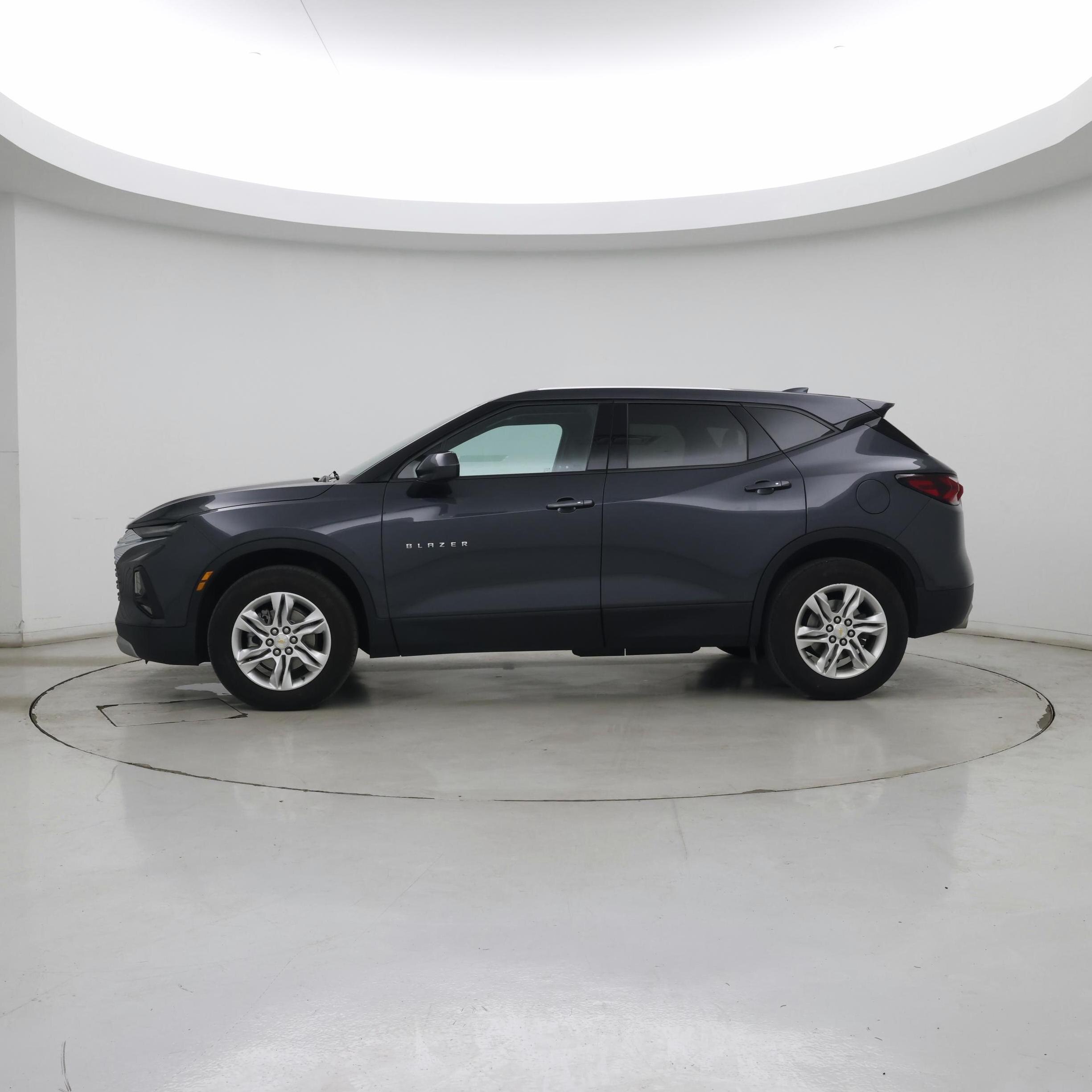 Thumbnail: 2021 Chevrolet Blazer - 3