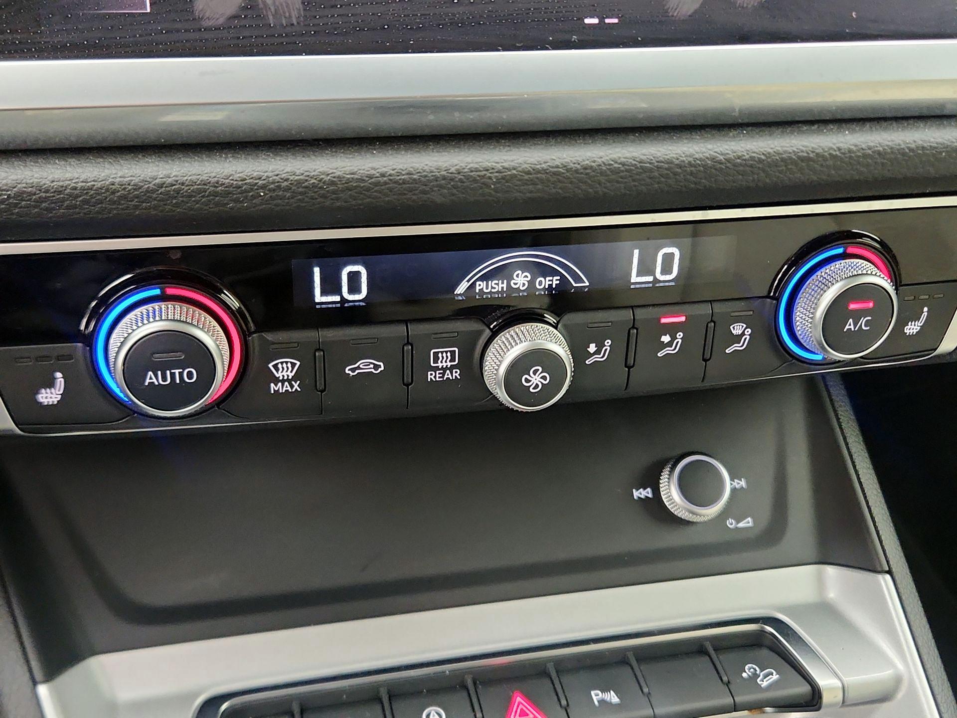 Thumbnail: 2022 Audi Q3 - 16