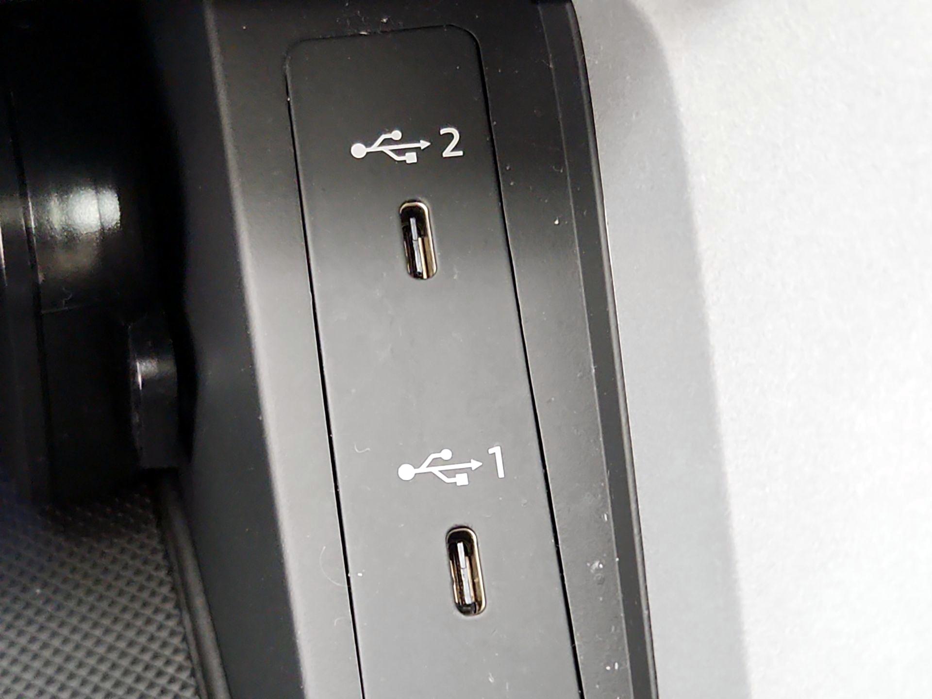 Thumbnail: 2022 Audi Q3 - 18