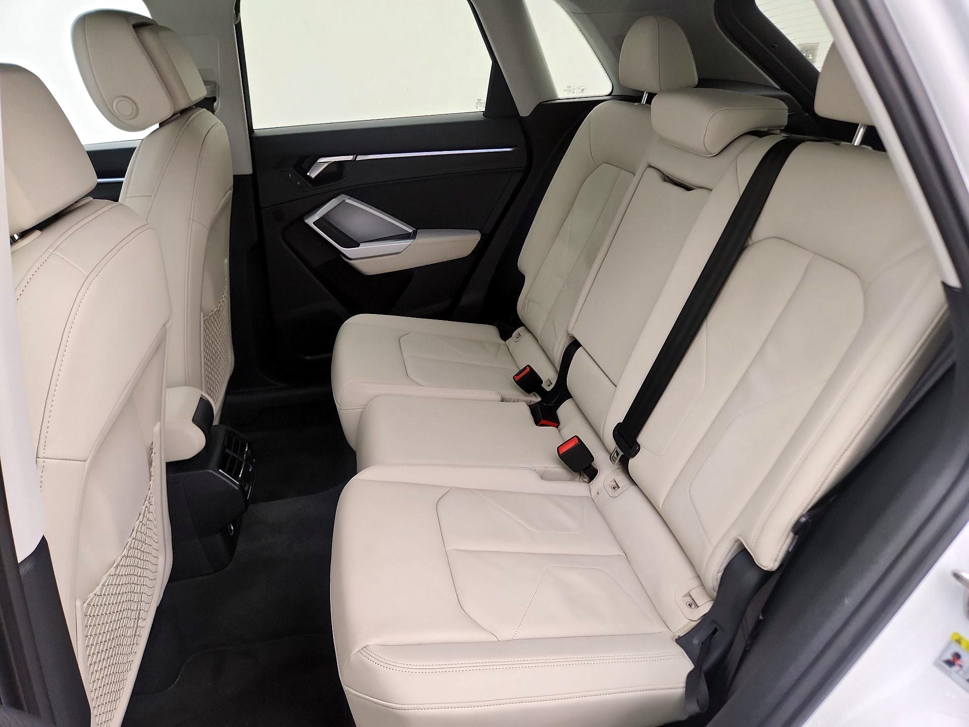 Thumbnail: 2022 Audi Q3 - 20