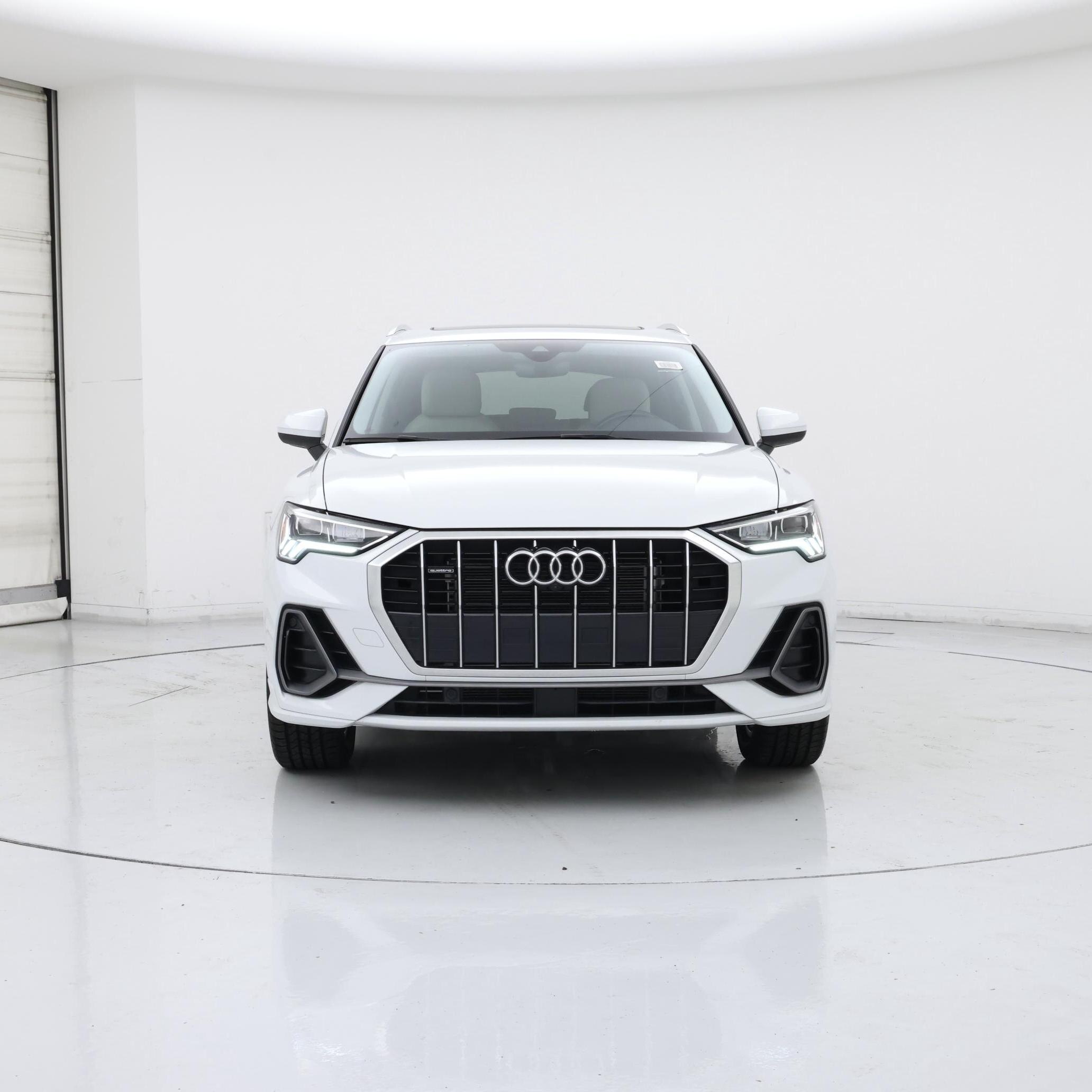 Thumbnail: 2022 Audi Q3 - 5