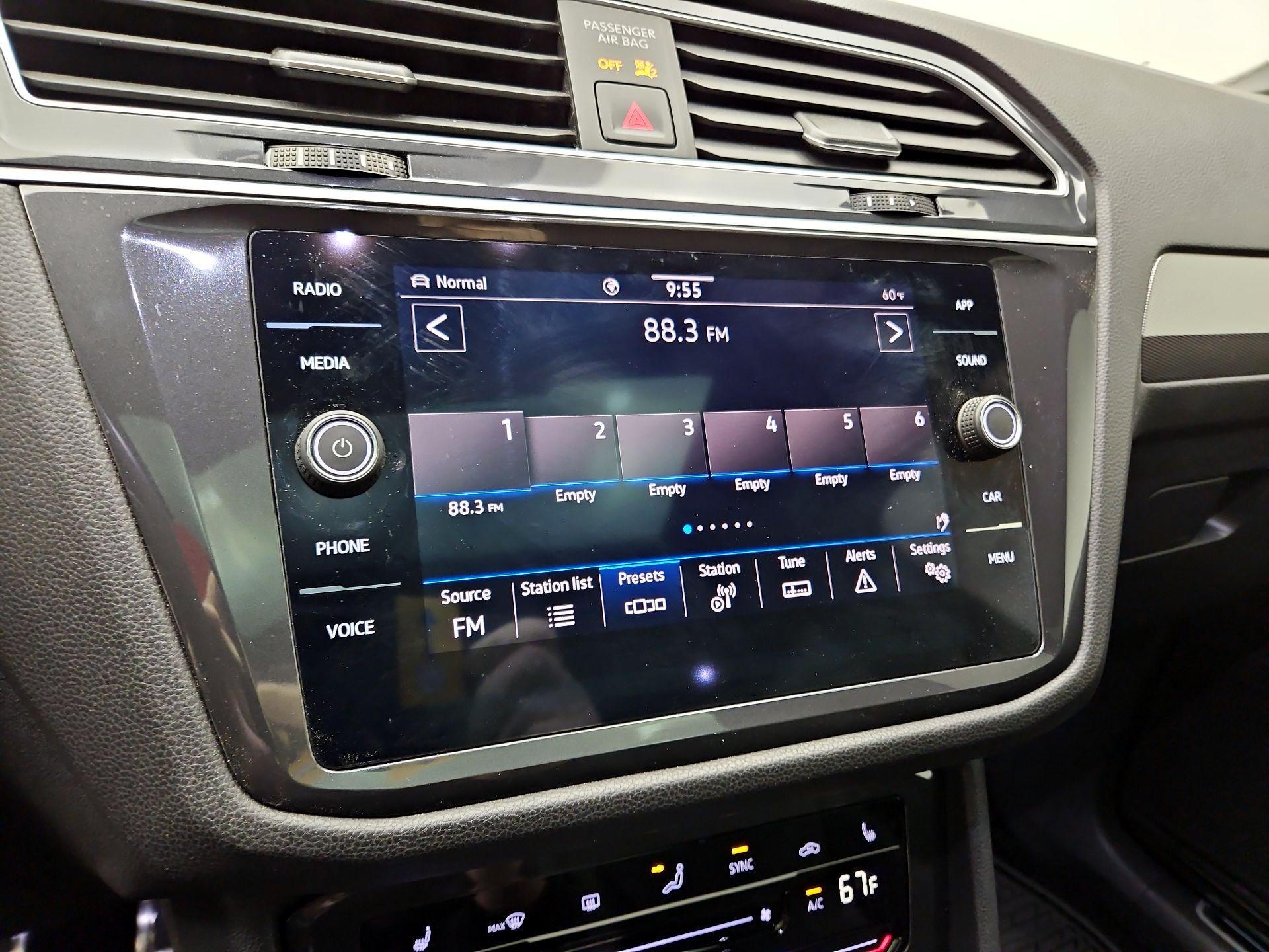 Thumbnail: 2024 Volkswagen Tiguan - 13