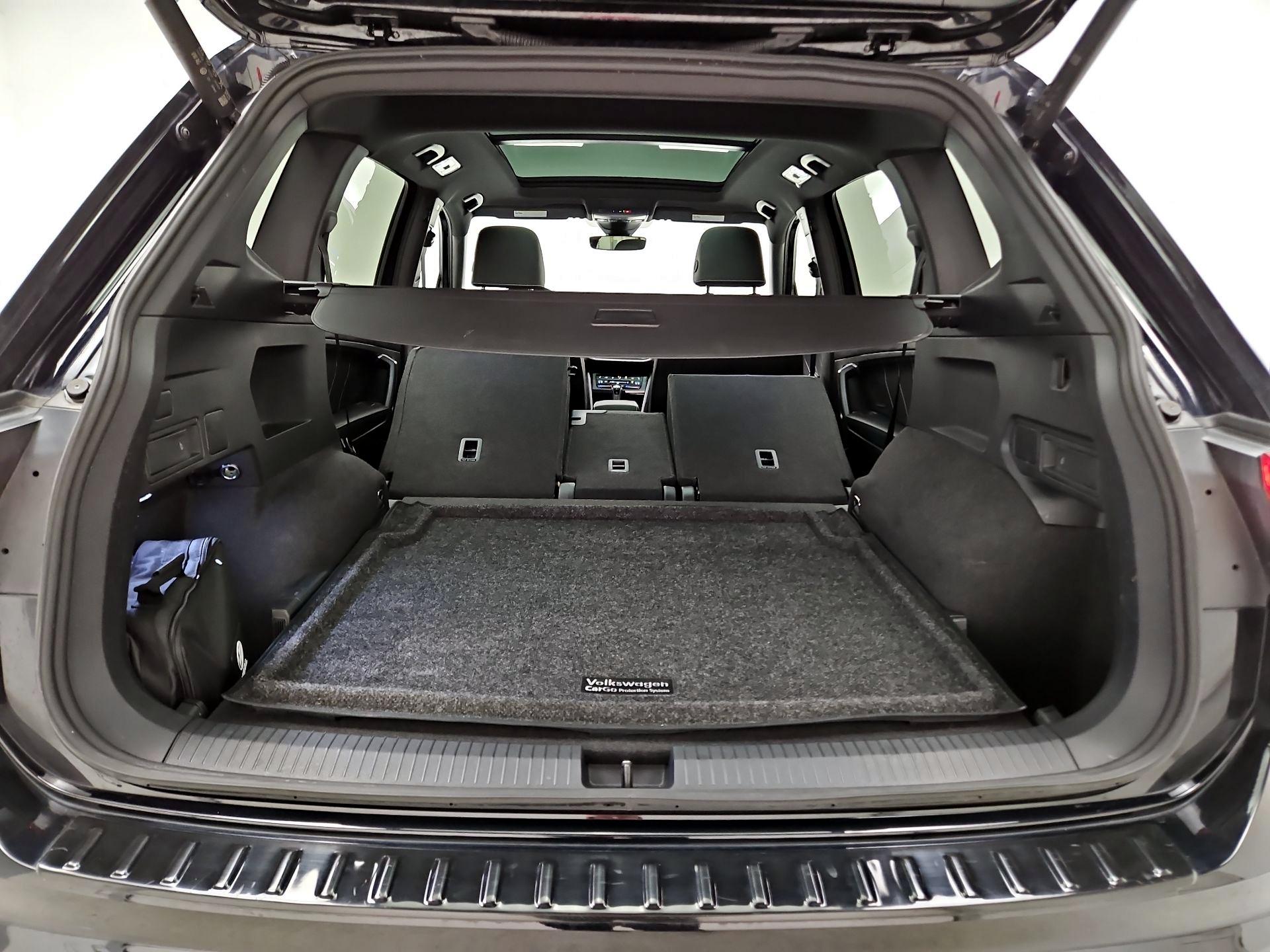 Thumbnail: 2024 Volkswagen Tiguan - 20