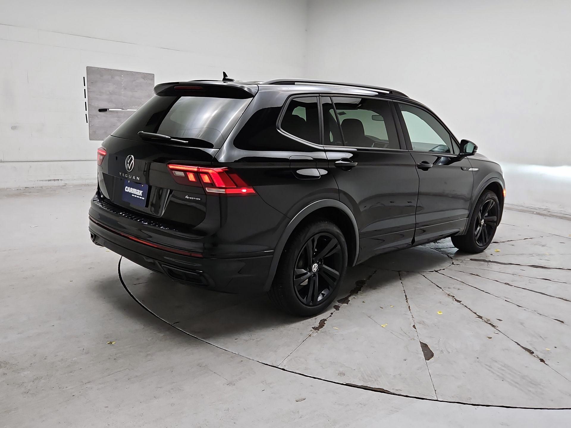 Thumbnail: 2024 Volkswagen Tiguan - 5