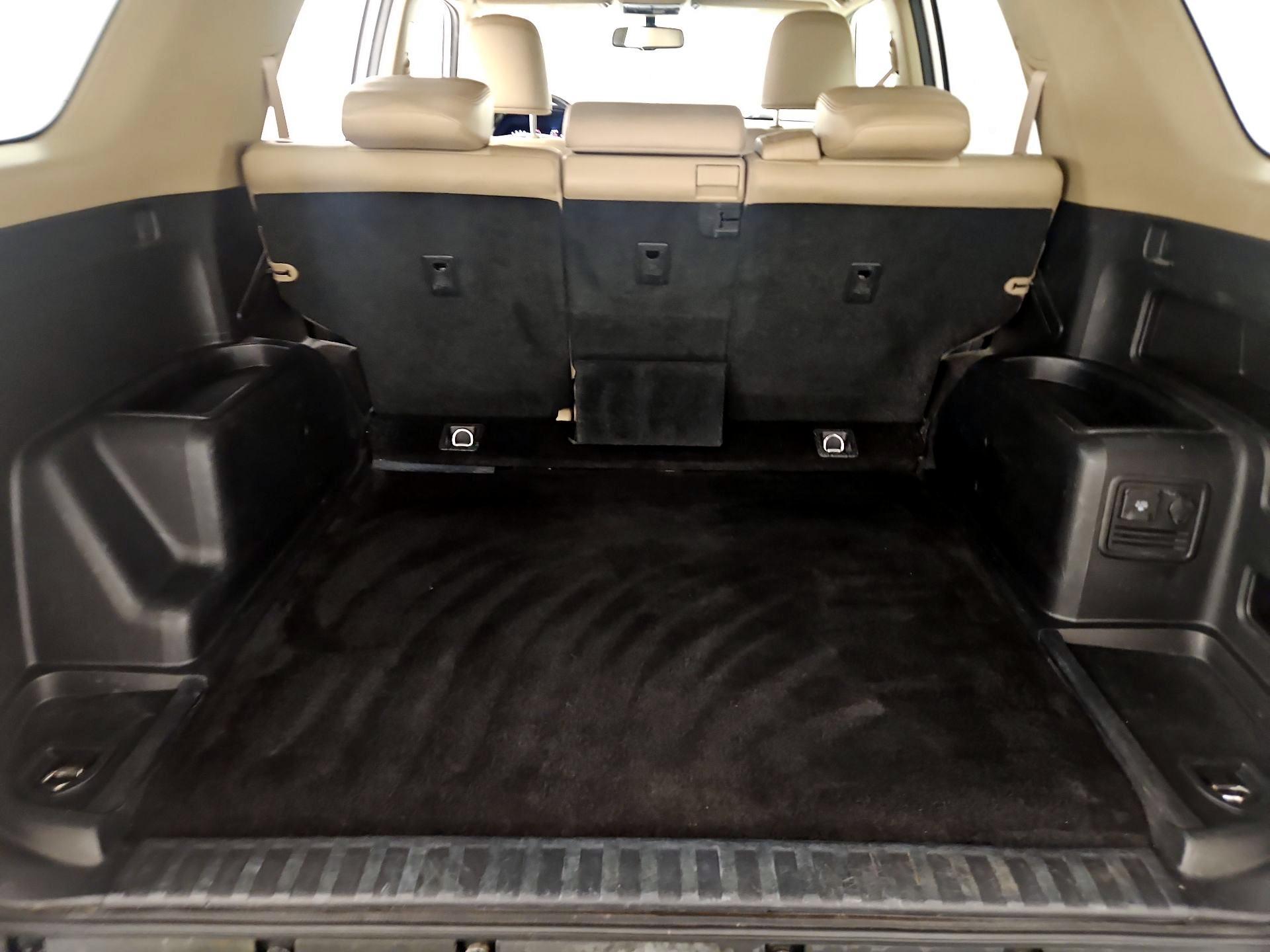 Thumbnail: 2014 Toyota 4Runner - 20