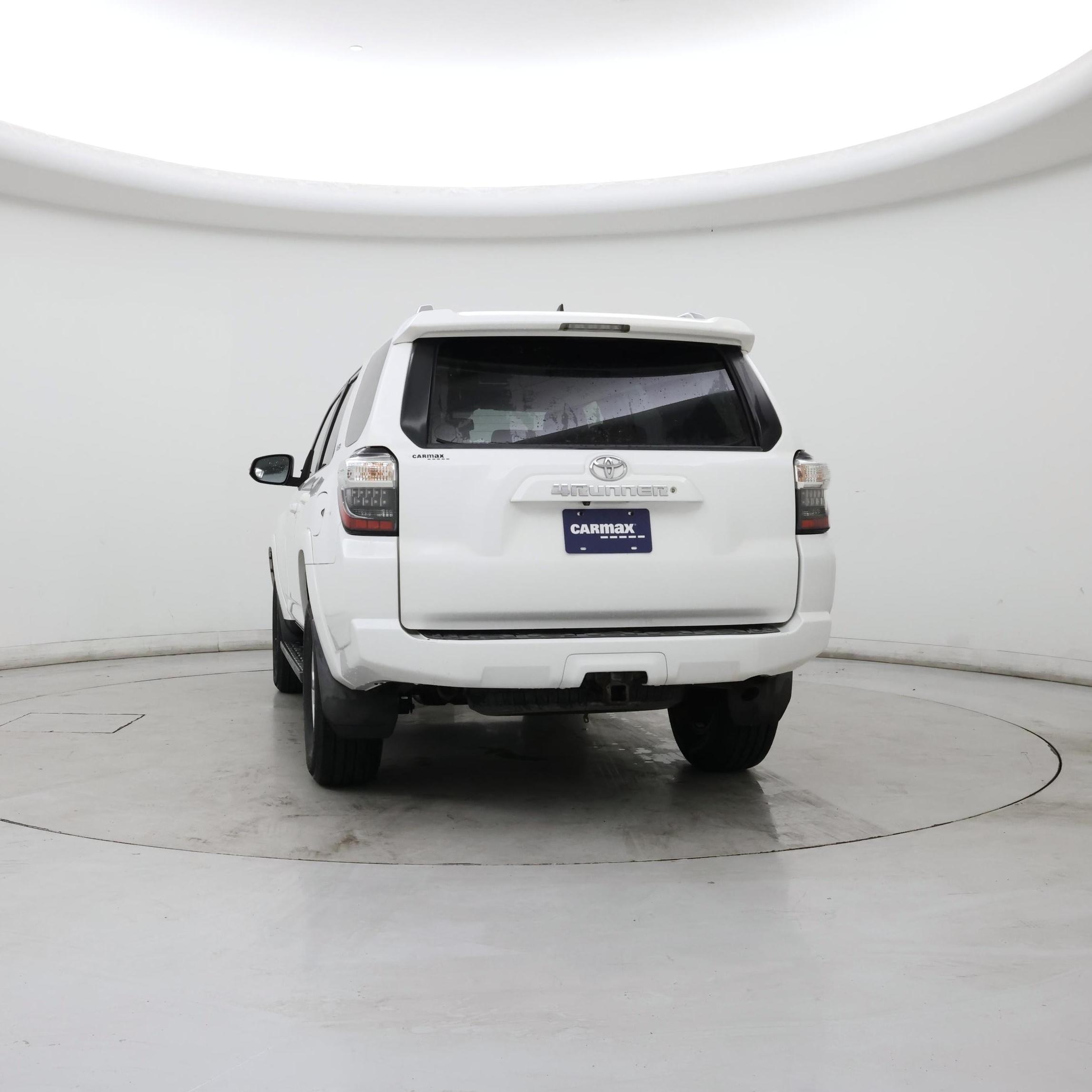 Thumbnail: 2014 Toyota 4Runner - 6