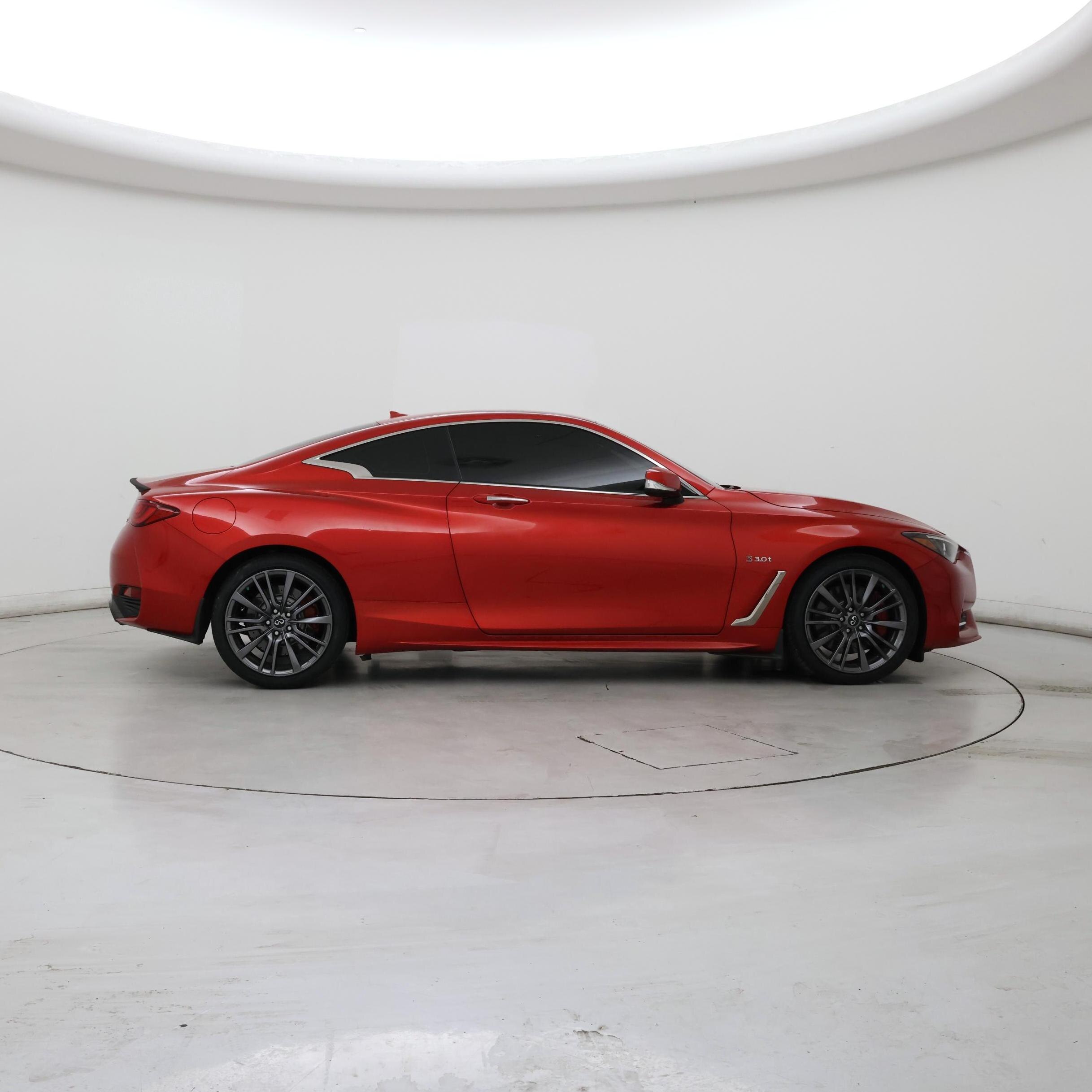 Thumbnail: 2017 INFINITI  - 7