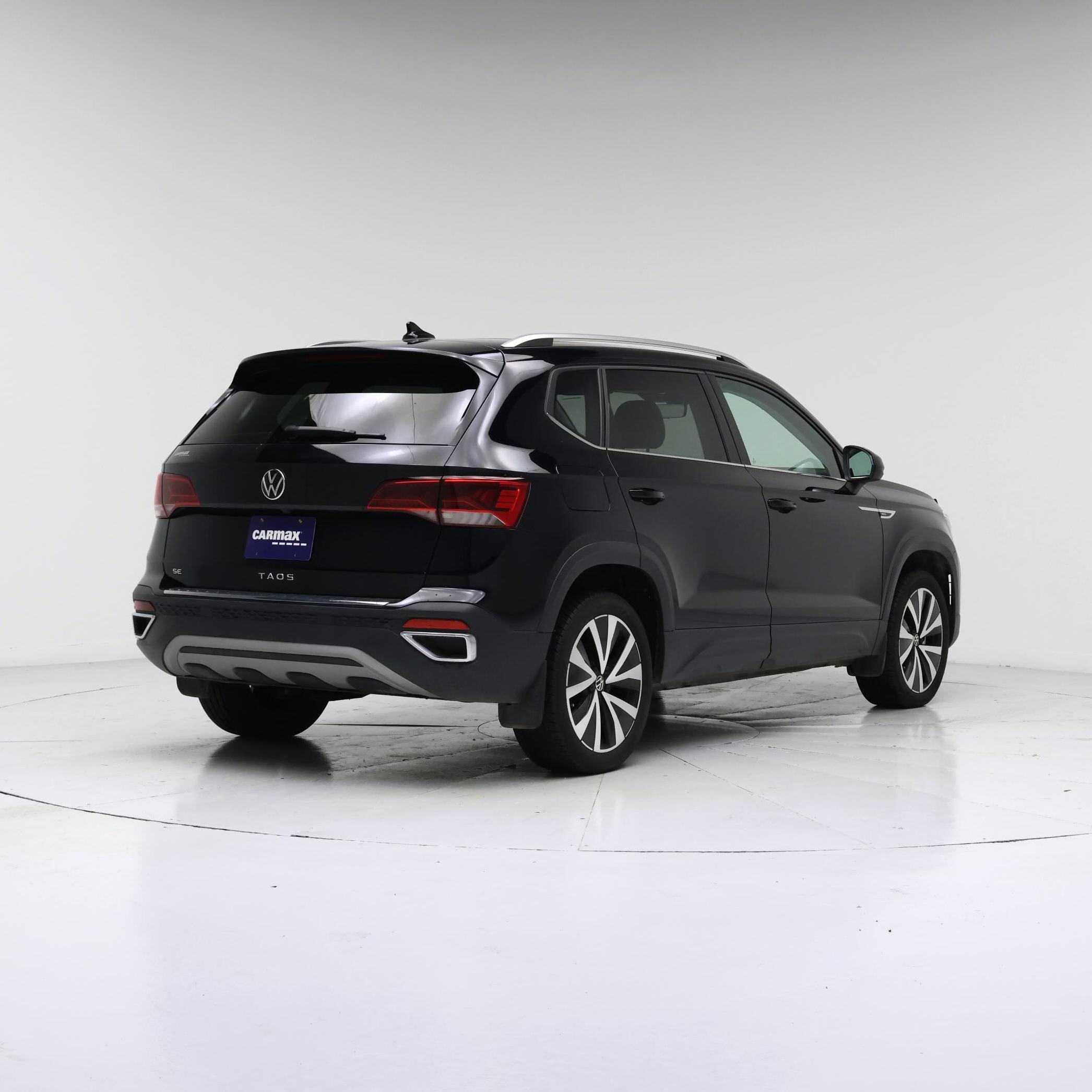 Thumbnail: 2023 Volkswagen Taos - 8