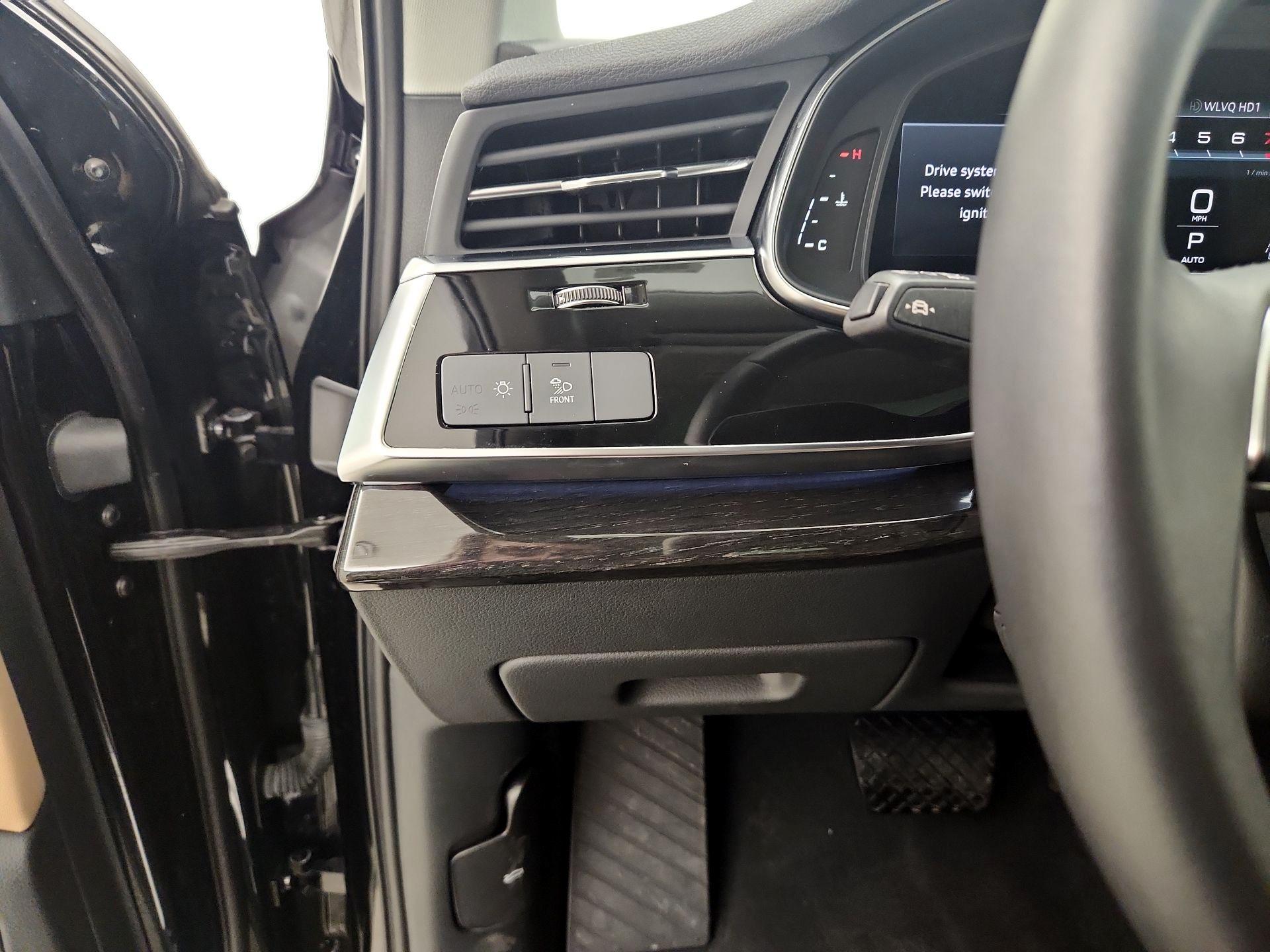 Thumbnail: 2024 Audi Q7 - 13