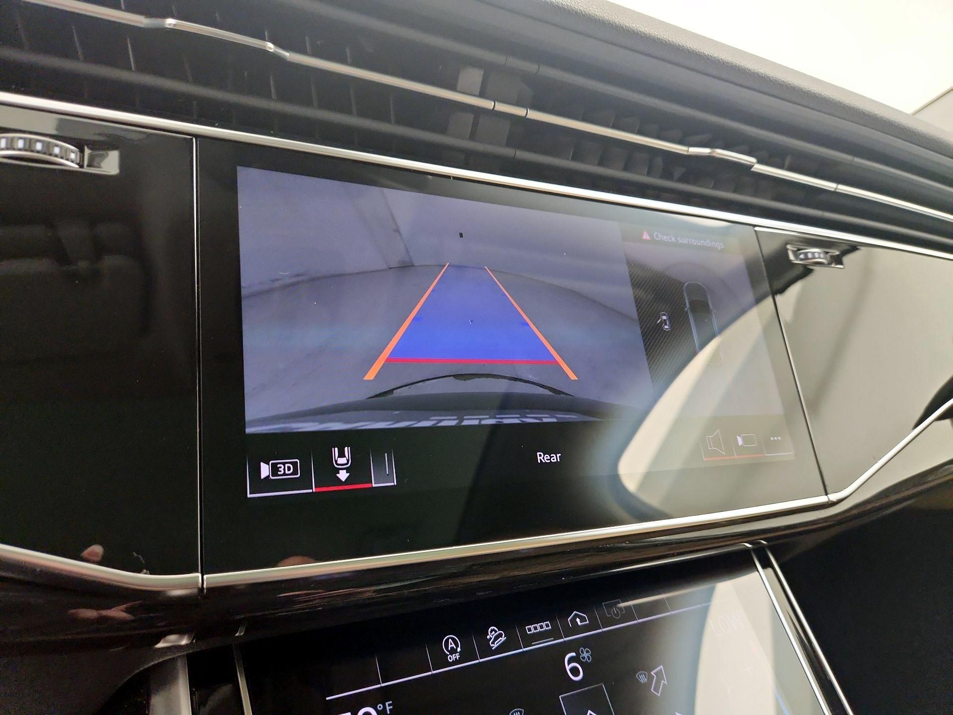 Thumbnail: 2024 Audi Q7 - 15